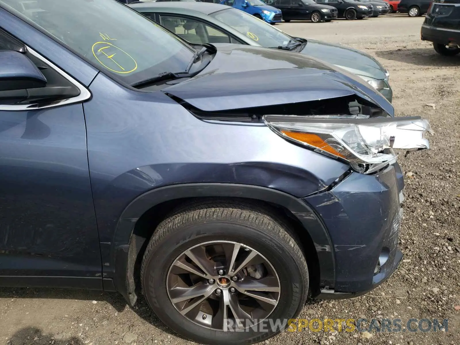 9 Фотография поврежденного автомобиля 5TDBZRFH1KS710329 TOYOTA HIGHLANDER 2019