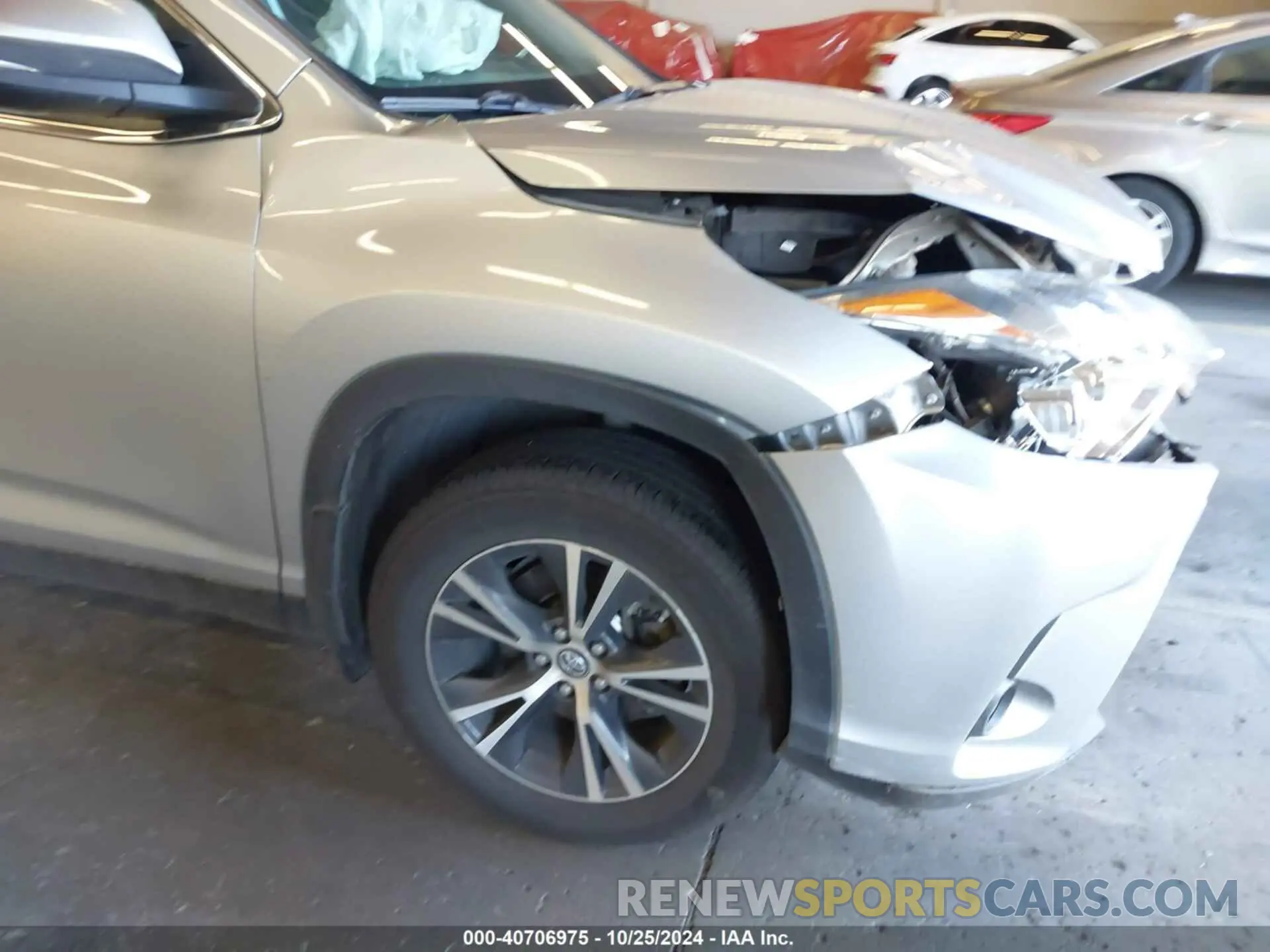 22 Фотография поврежденного автомобиля 5TDBZRFH2KS717533 TOYOTA HIGHLANDER 2019