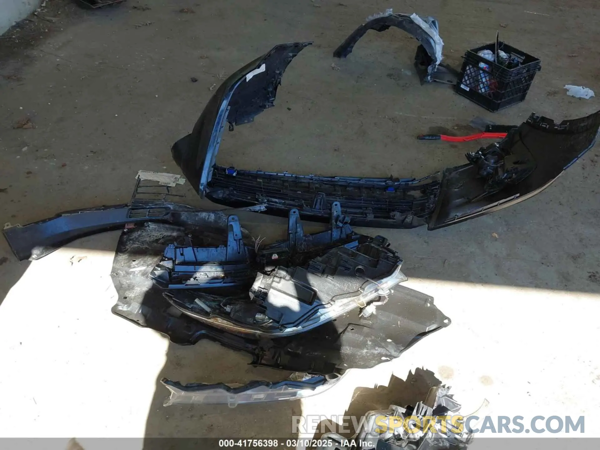 12 Photograph of a damaged car 5TDBZRFH2KS743601 TOYOTA HIGHLANDER 2019