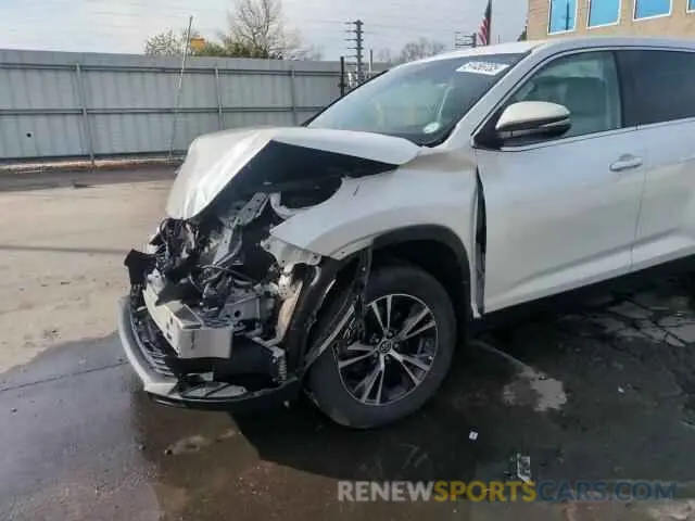 17 Photograph of a damaged car 5TDBZRFH2KS927680 TOYOTA HIGHLANDER 2019