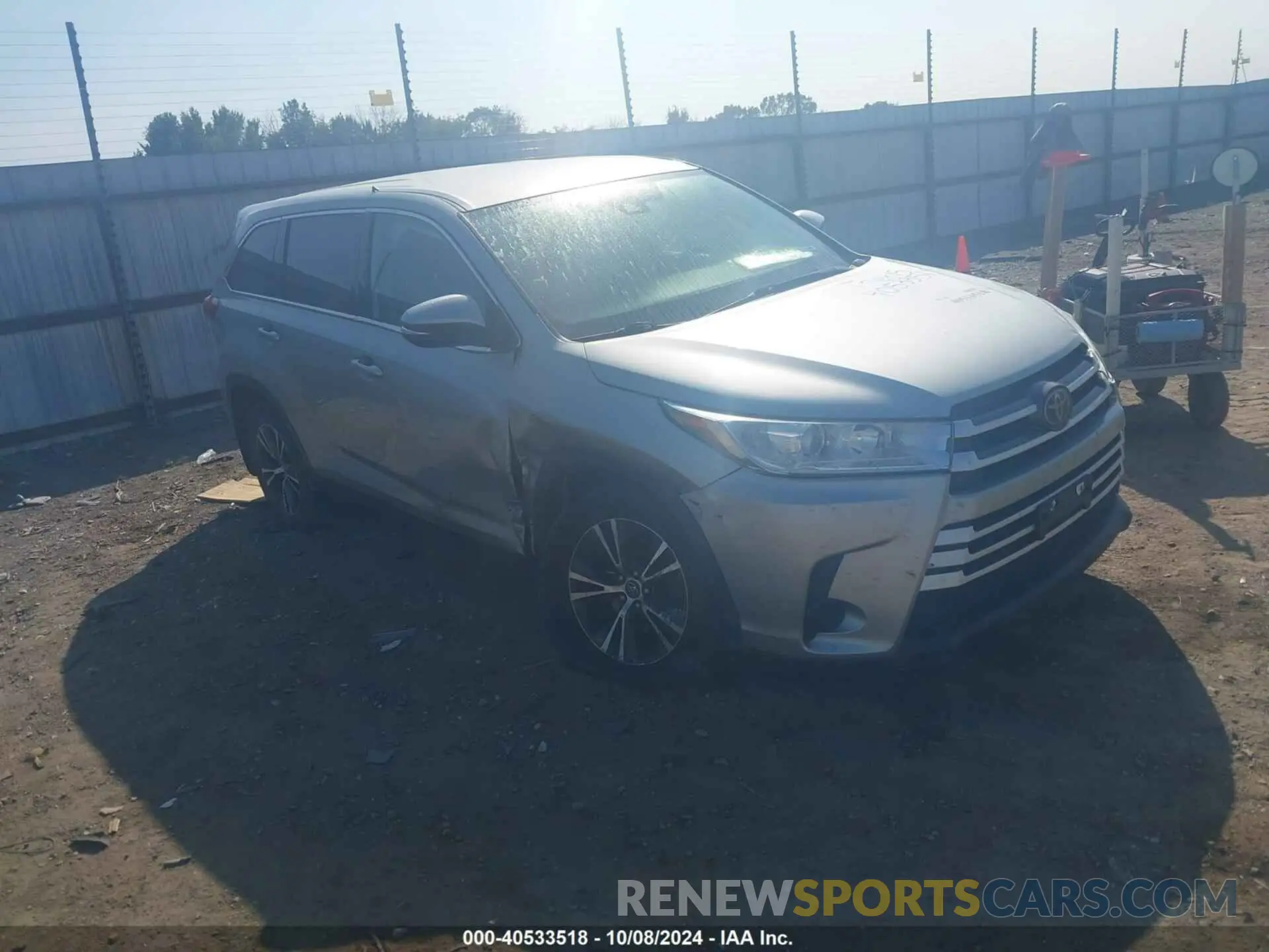 1 Фотография поврежденного автомобиля 5TDBZRFH2KS937691 TOYOTA HIGHLANDER 2019