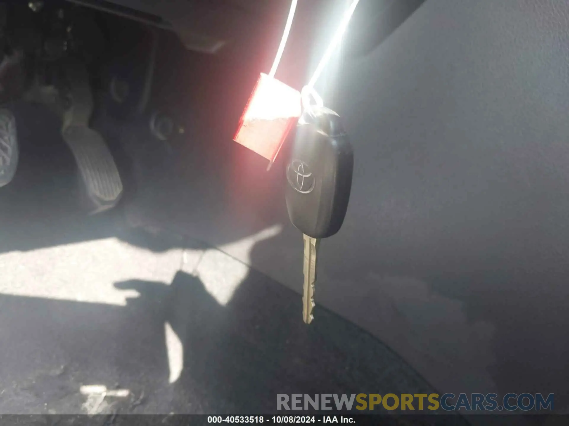 11 Фотография поврежденного автомобиля 5TDBZRFH2KS937691 TOYOTA HIGHLANDER 2019