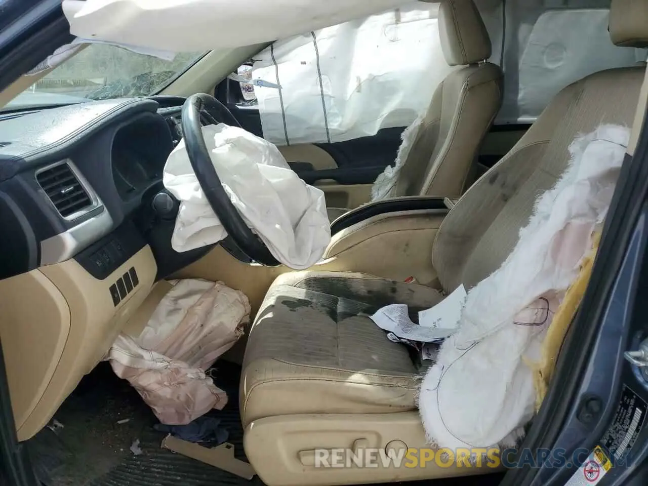 7 Photograph of a damaged car 5TDBZRFH3KS960817 TOYOTA HIGHLANDER 2019