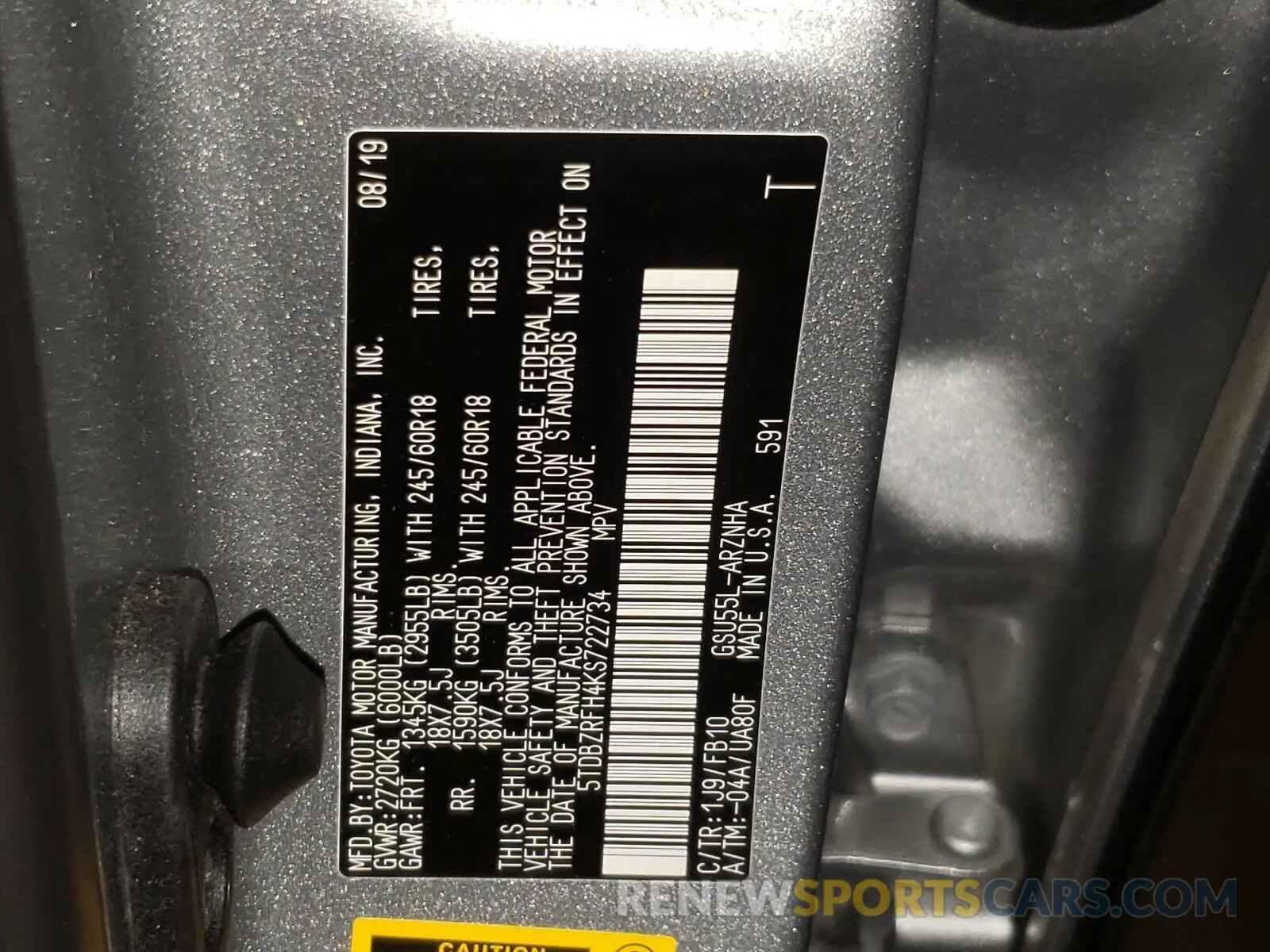 10 Photograph of a damaged car 5TDBZRFH4KS722734 TOYOTA HIGHLANDER 2019