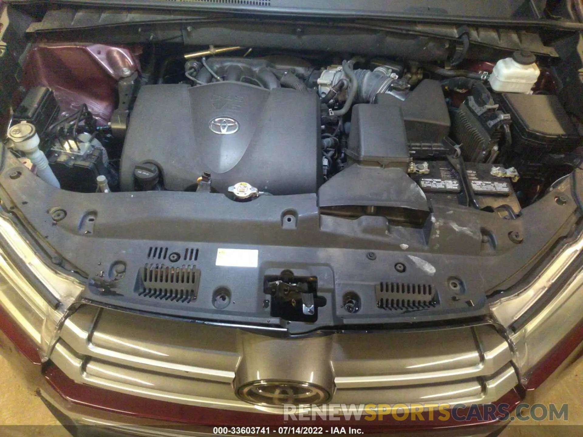 10 Фотография поврежденного автомобиля 5TDBZRFH4KS725620 TOYOTA HIGHLANDER 2019