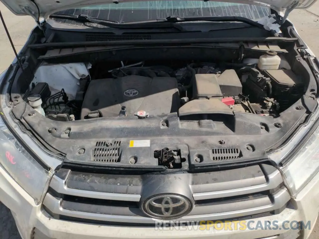 12 Фотография поврежденного автомобиля 5TDBZRFH4KS730588 TOYOTA HIGHLANDER 2019
