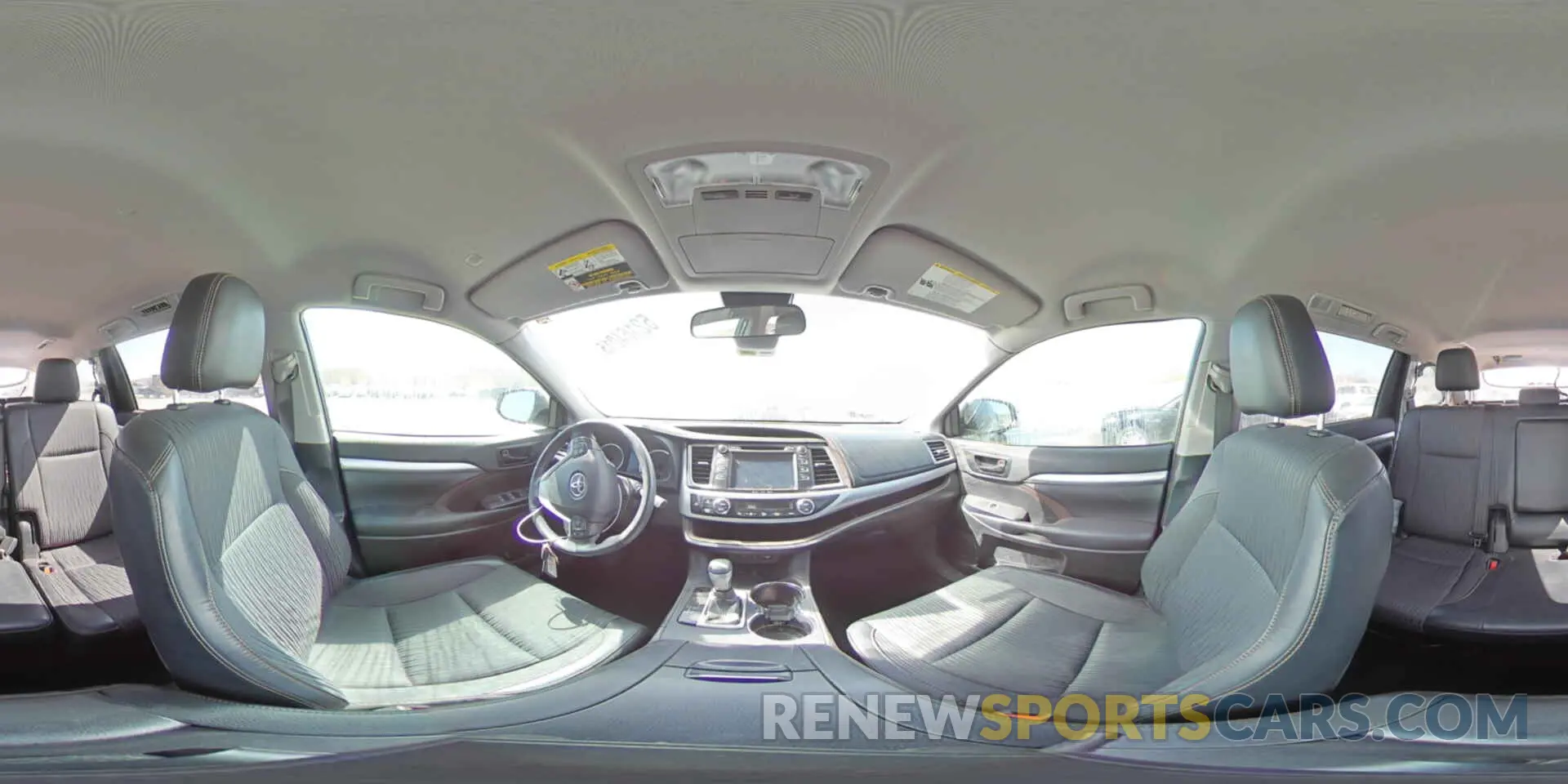 16 Фотография поврежденного автомобиля 5TDBZRFH4KS730588 TOYOTA HIGHLANDER 2019