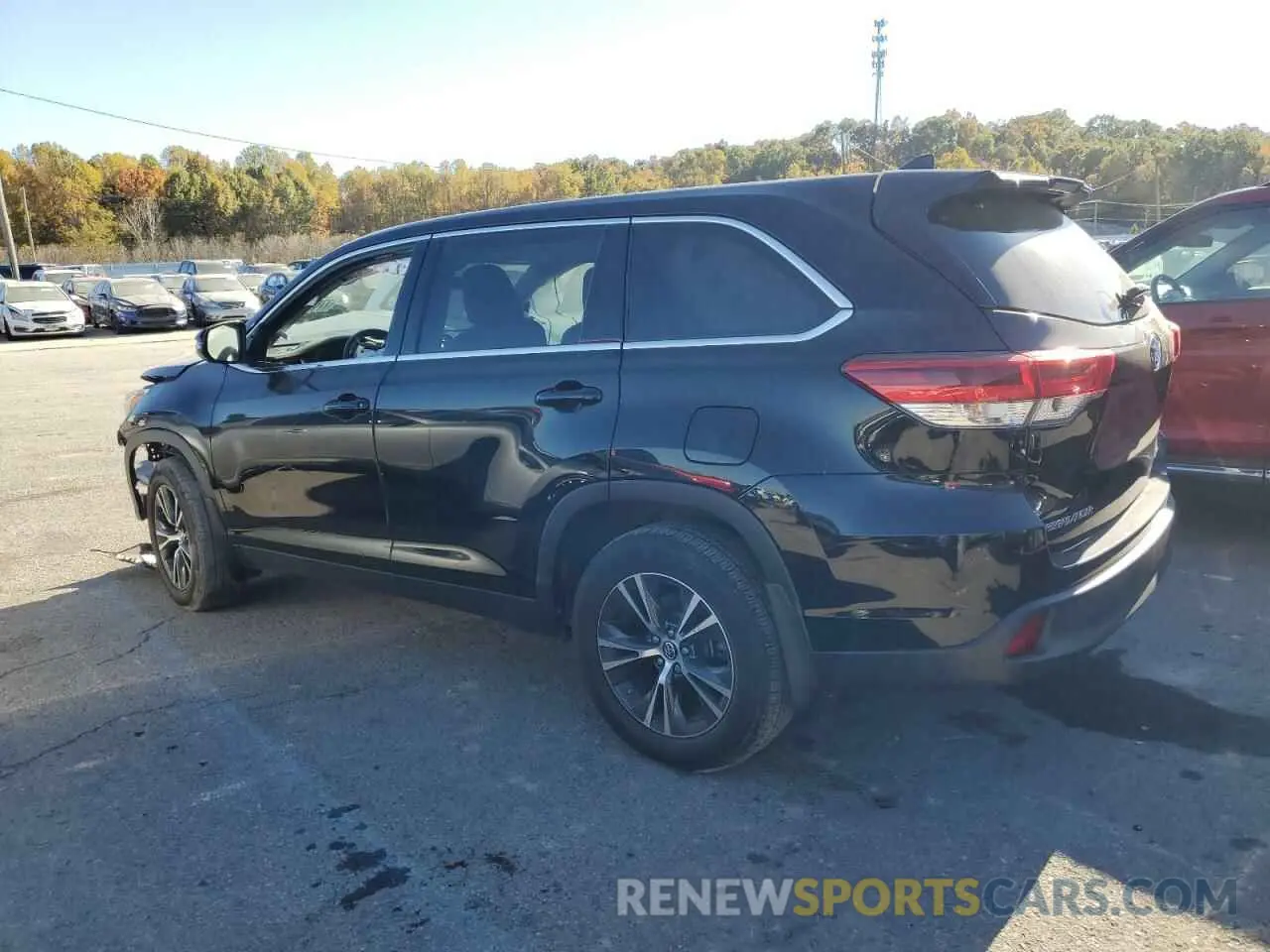 2 Photograph of a damaged car 5TDBZRFH4KS919841 TOYOTA HIGHLANDER 2019