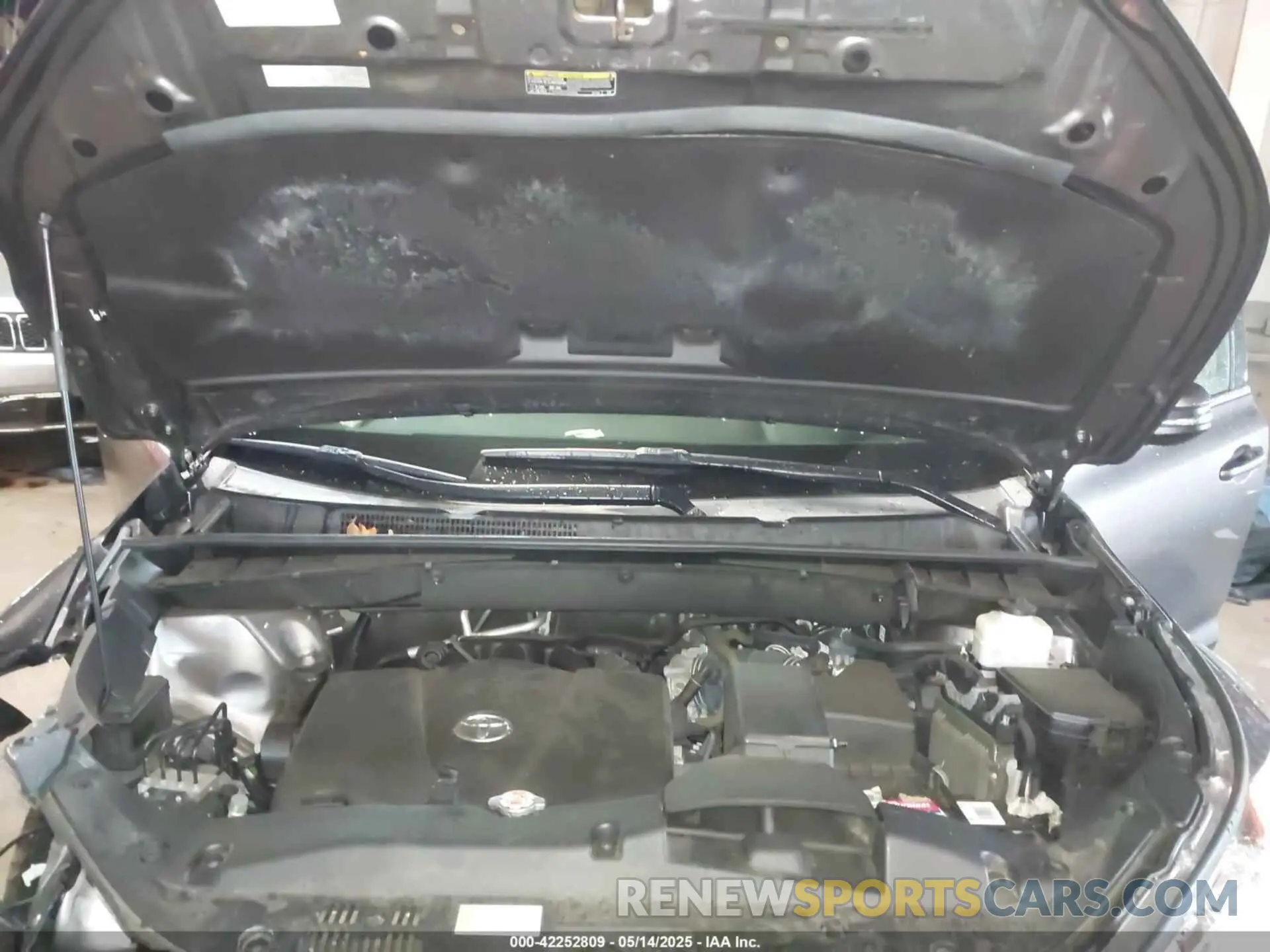 10 Фотография поврежденного автомобиля 5TDBZRFH7KS728639 TOYOTA HIGHLANDER 2019