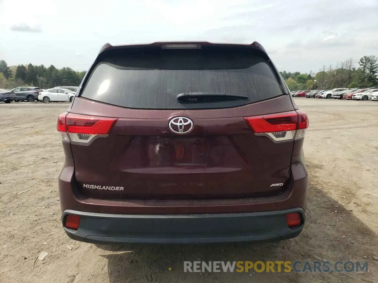 6 Photograph of a damaged car 5TDBZRFH7KS738216 TOYOTA HIGHLANDER 2019