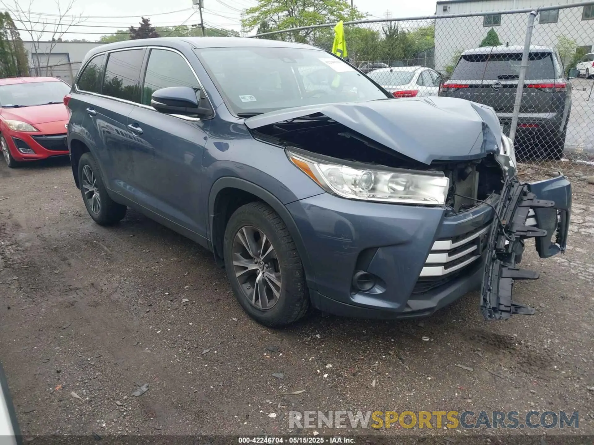 1 Фотография поврежденного автомобиля 5TDBZRFH7KS952896 TOYOTA HIGHLANDER 2019