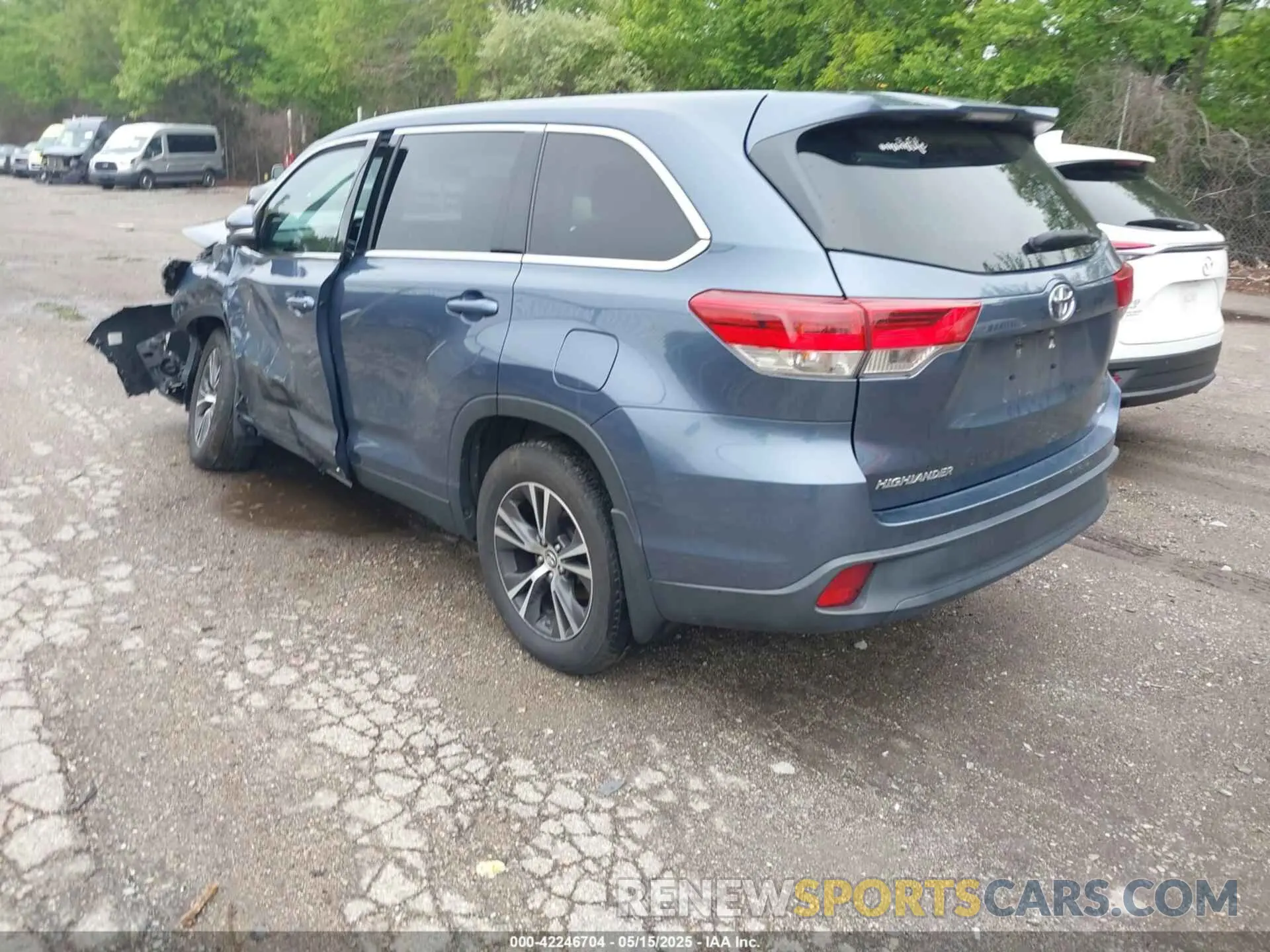 3 Фотография поврежденного автомобиля 5TDBZRFH7KS952896 TOYOTA HIGHLANDER 2019