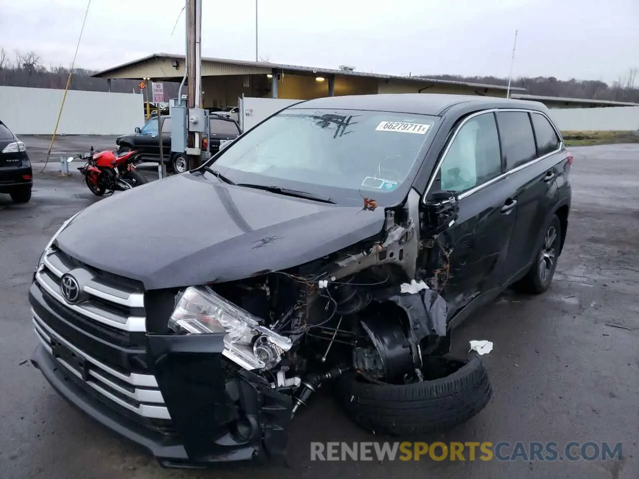 2 Photograph of a damaged car 5TDBZRFH8KS713454 TOYOTA HIGHLANDER 2019