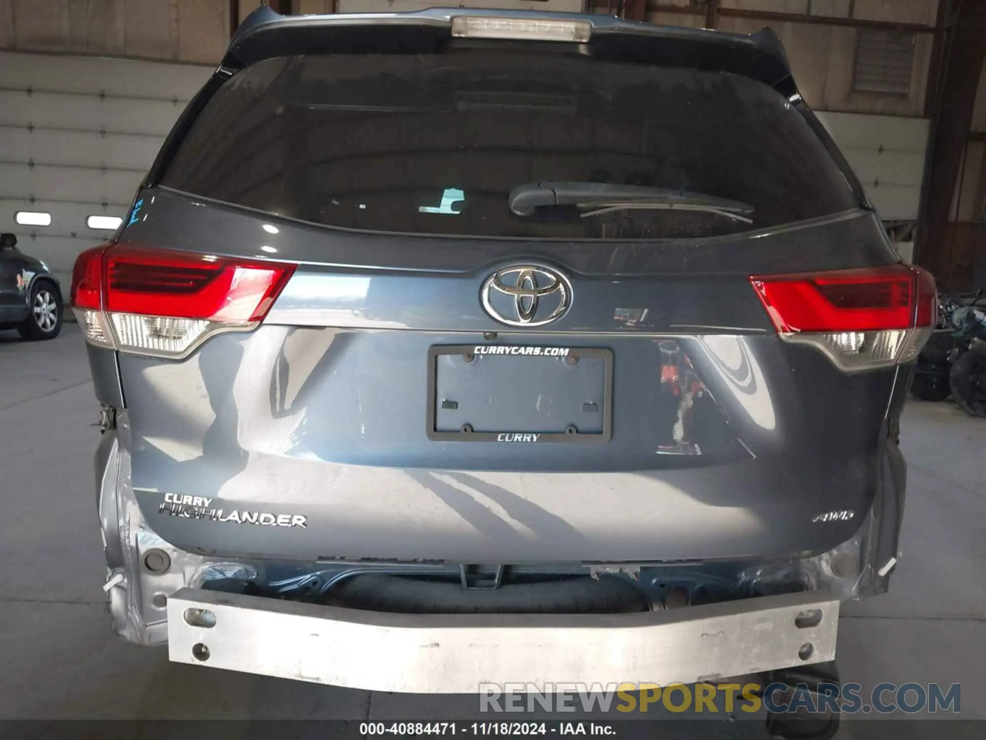 18 Photograph of a damaged car 5TDBZRFH8KS740959 TOYOTA HIGHLANDER 2019