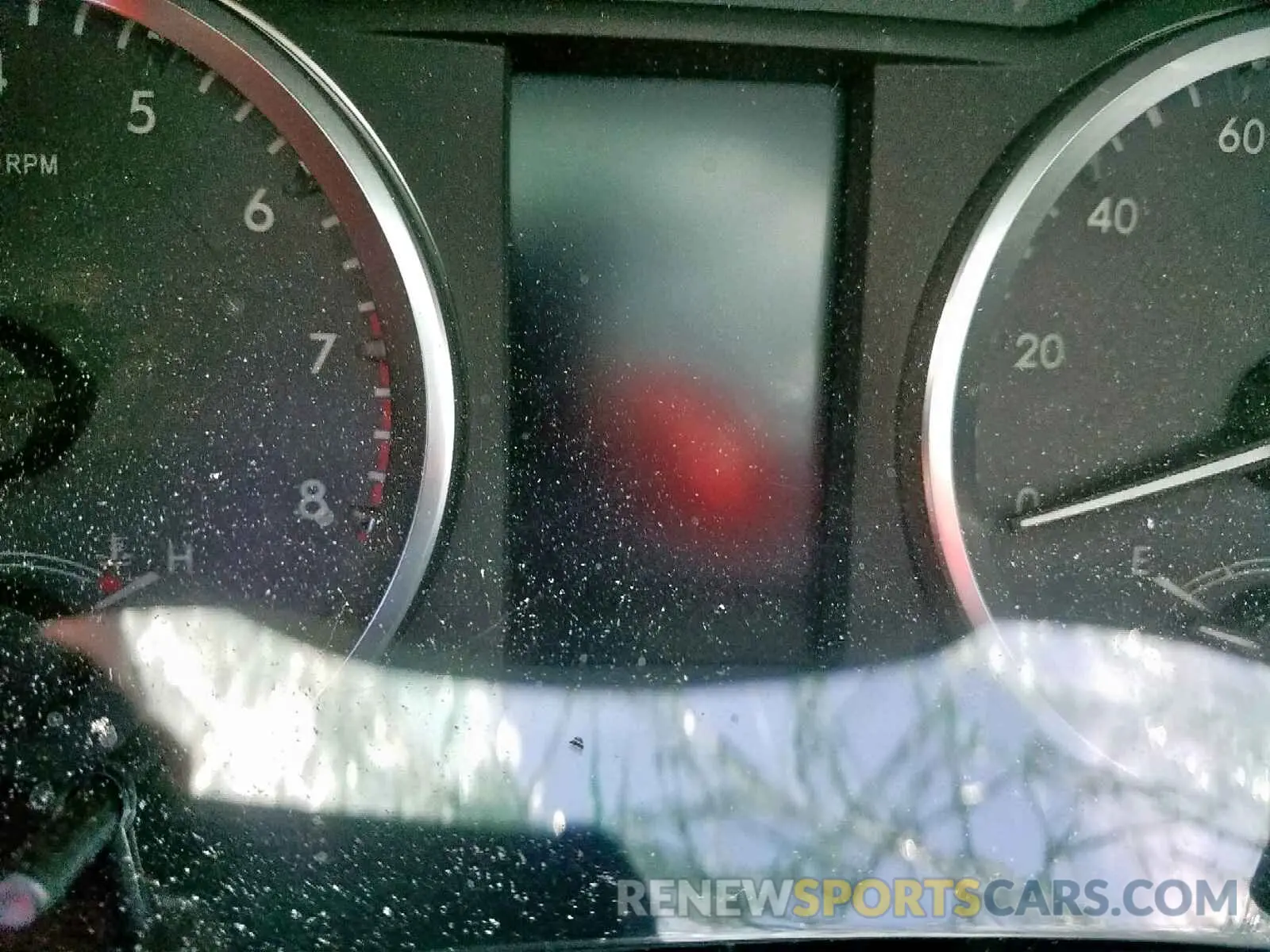 8 Photograph of a damaged car 5TDBZRFH8KS935461 TOYOTA HIGHLANDER 2019