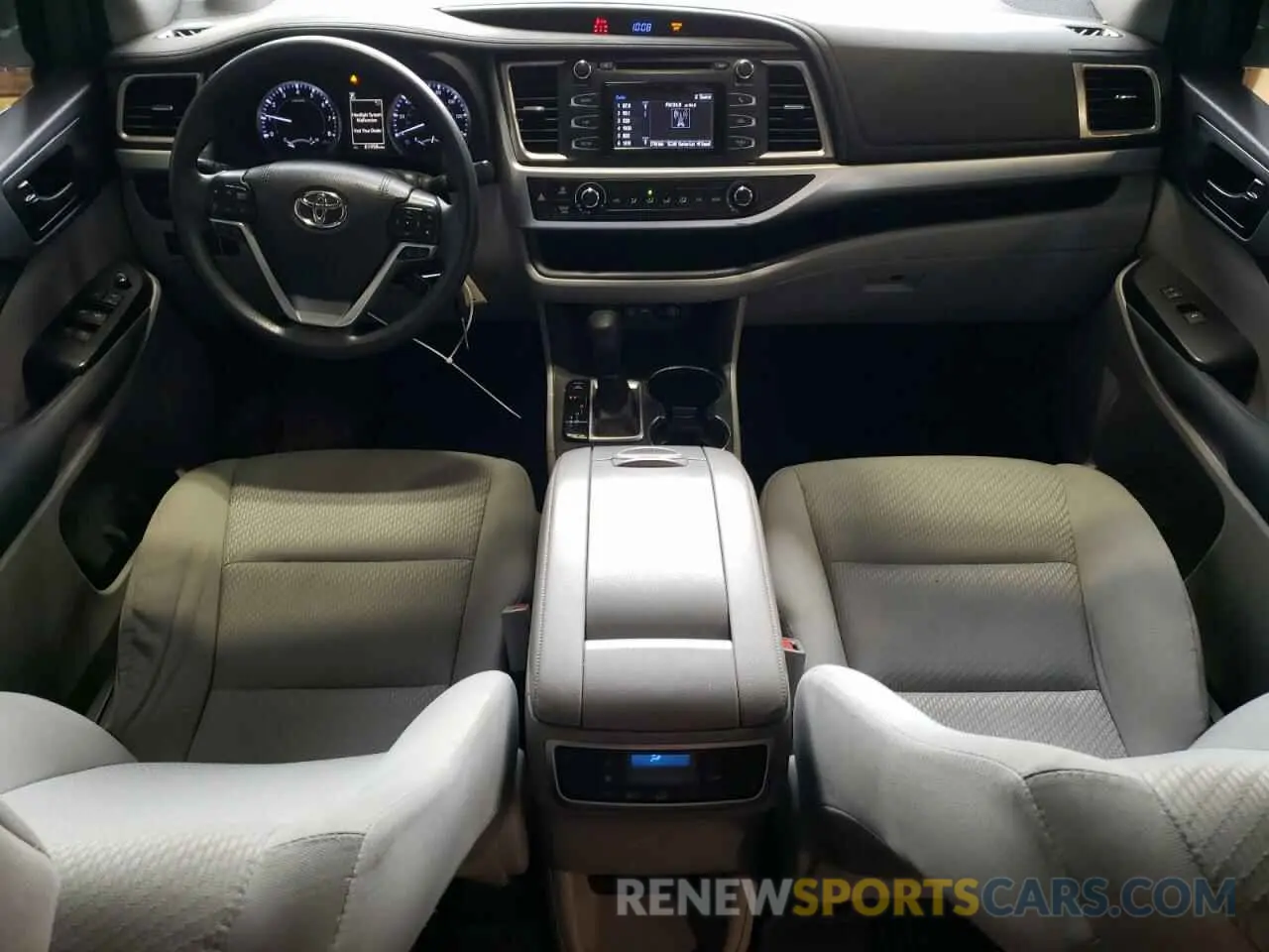 8 Фотография поврежденного автомобиля 5TDBZRFHXKS713410 TOYOTA HIGHLANDER 2019