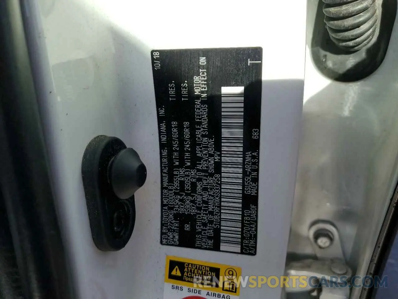 13 Фотография поврежденного автомобиля 5TDBZRFHXKS937258 TOYOTA HIGHLANDER 2019