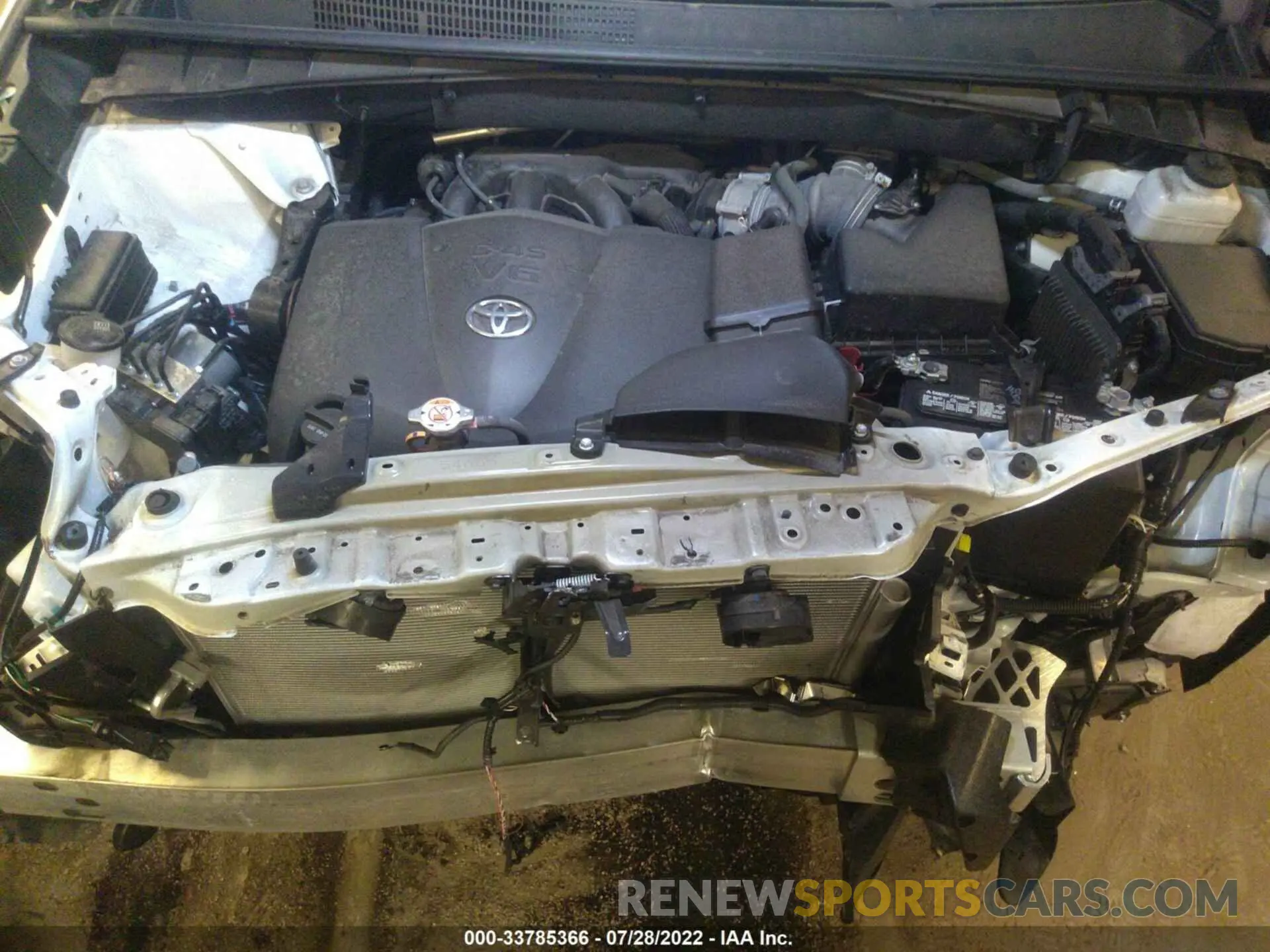 10 Фотография поврежденного автомобиля 5TDBZRFHXKS983818 TOYOTA HIGHLANDER 2019