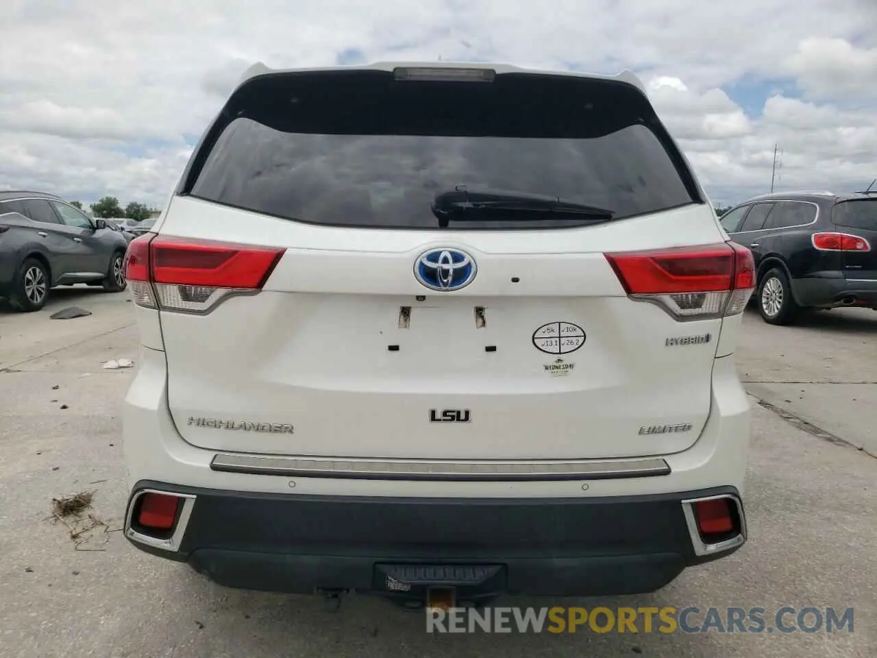 6 Photograph of a damaged car 5TDDGRFH2KS056181 TOYOTA HIGHLANDER 2019