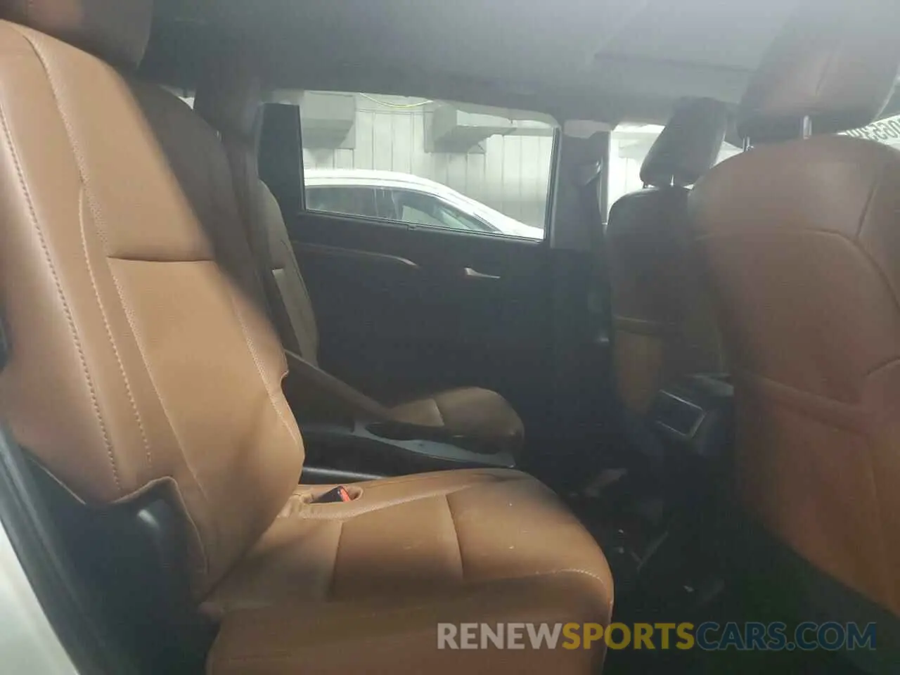 11 Фотография поврежденного автомобиля 5TDDGRFH3KS071269 TOYOTA HIGHLANDER 2019