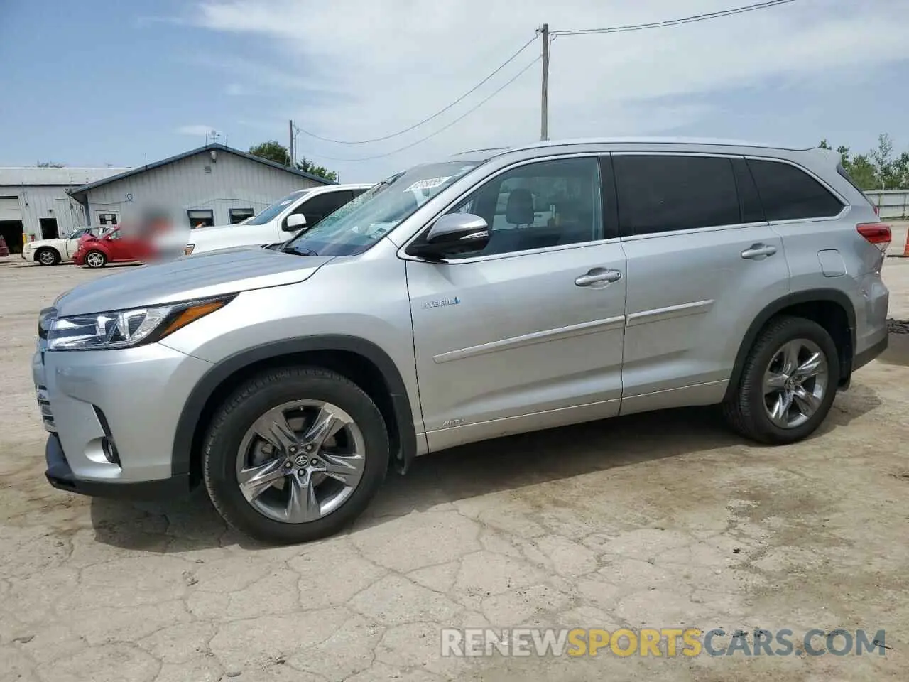 1 Photograph of a damaged car 5TDDGRFH4KS069904 TOYOTA HIGHLANDER 2019