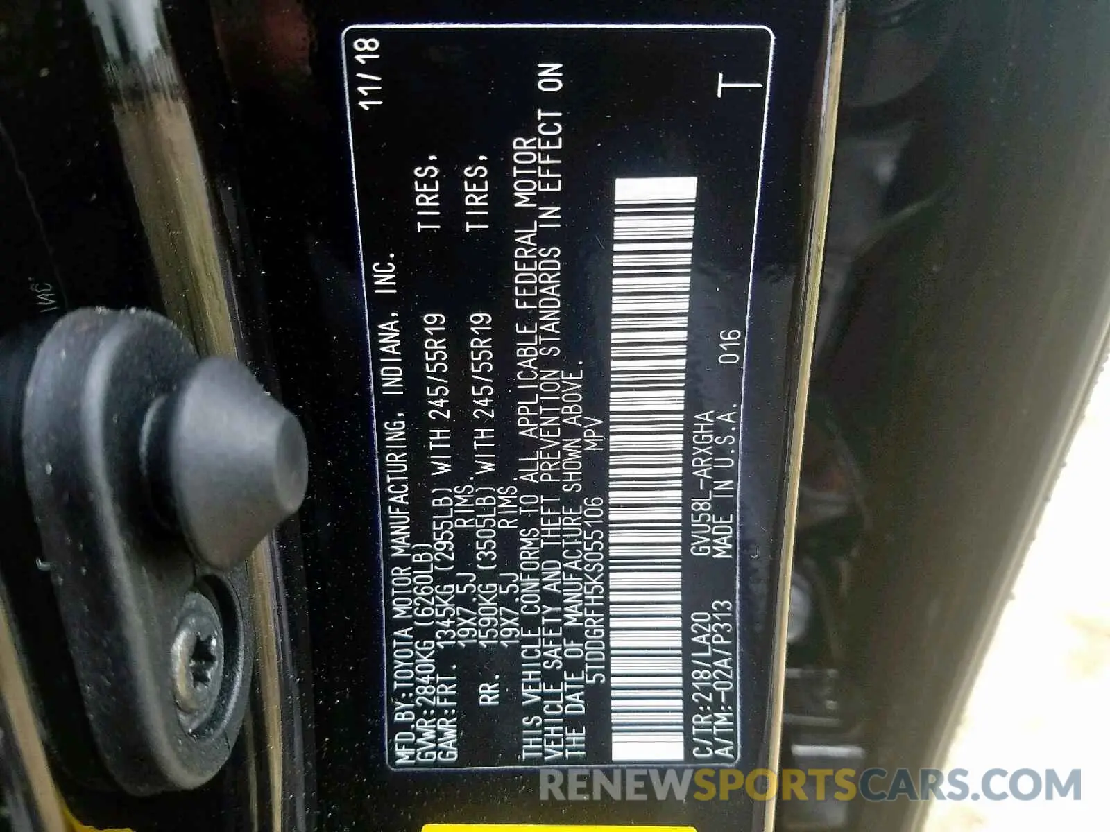 10 Photograph of a damaged car 5TDDGRFH5KS055106 TOYOTA HIGHLANDER 2019