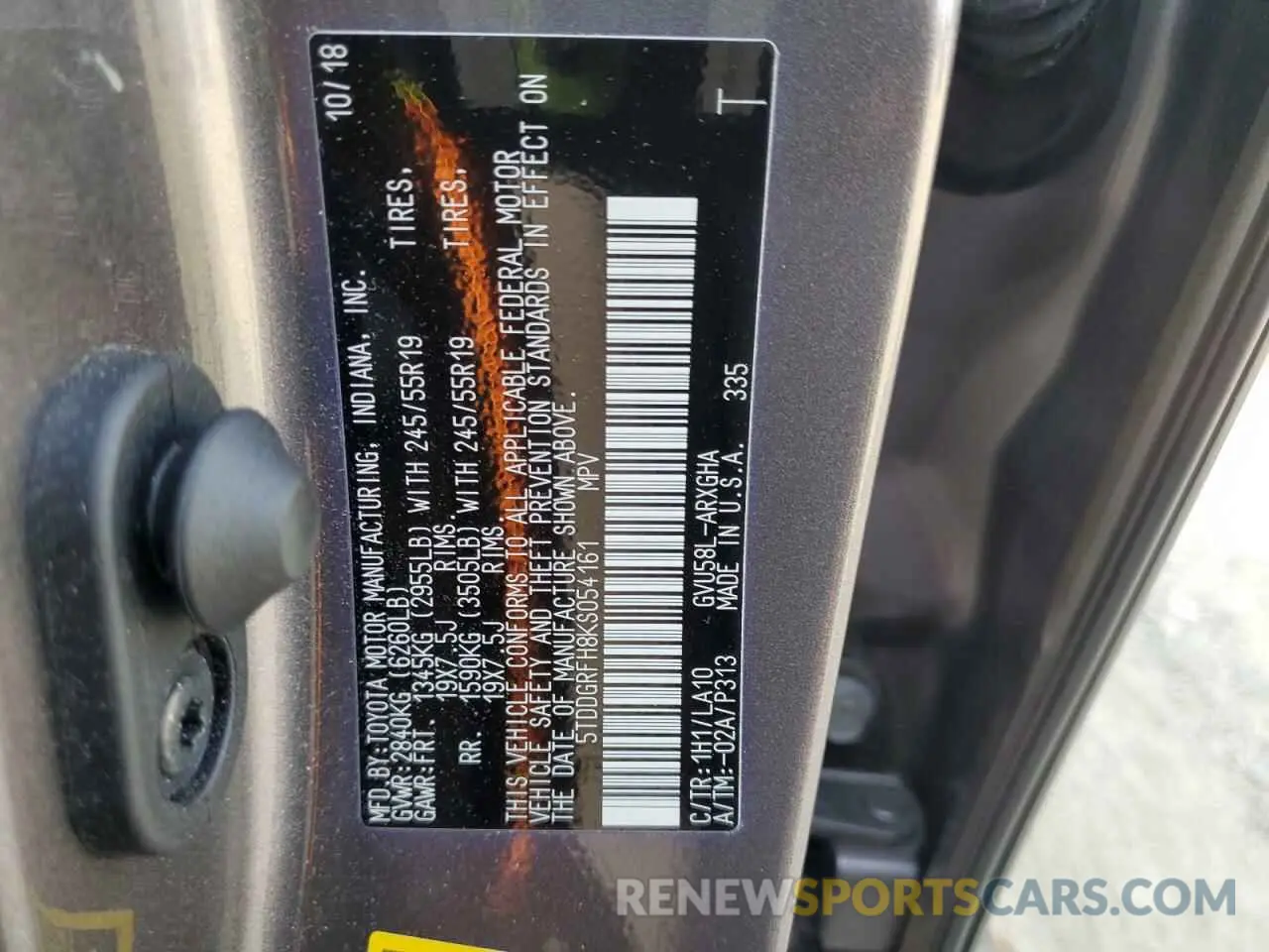 13 Photograph of a damaged car 5TDDGRFH8KS054161 TOYOTA HIGHLANDER 2019