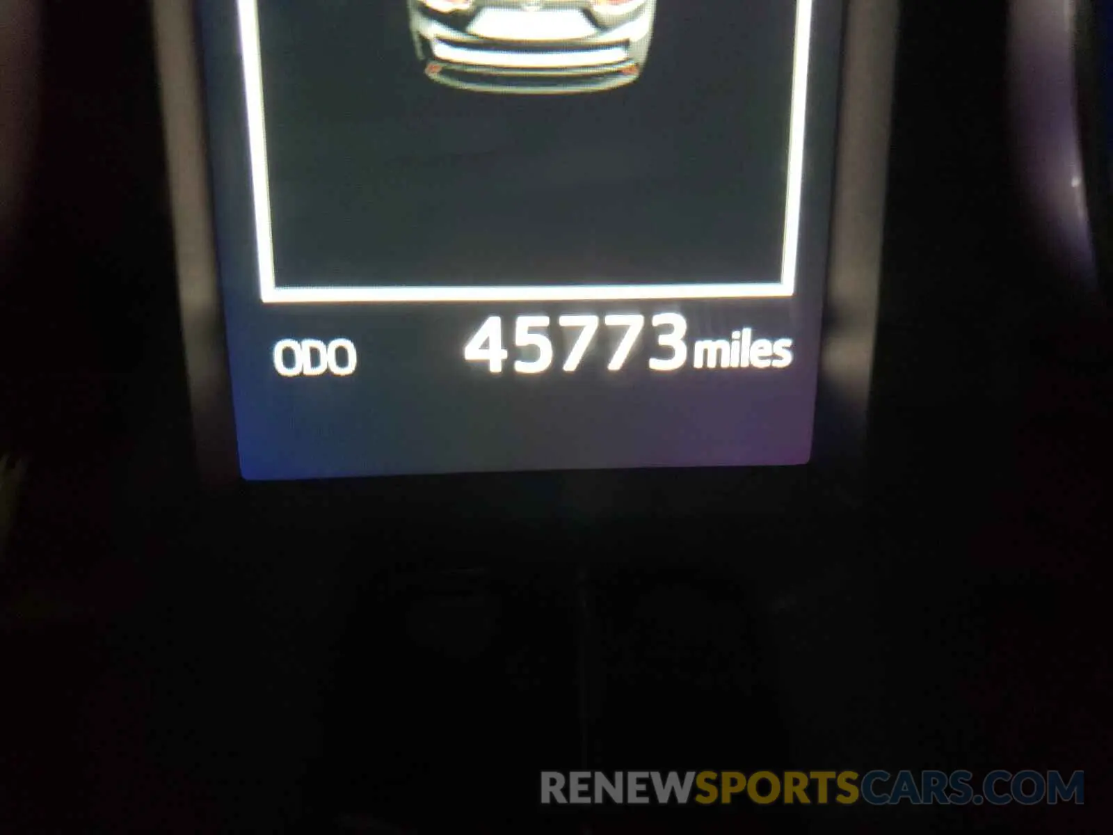 8 Photograph of a damaged car 5TDDGRFH9KS054119 TOYOTA HIGHLANDER 2019