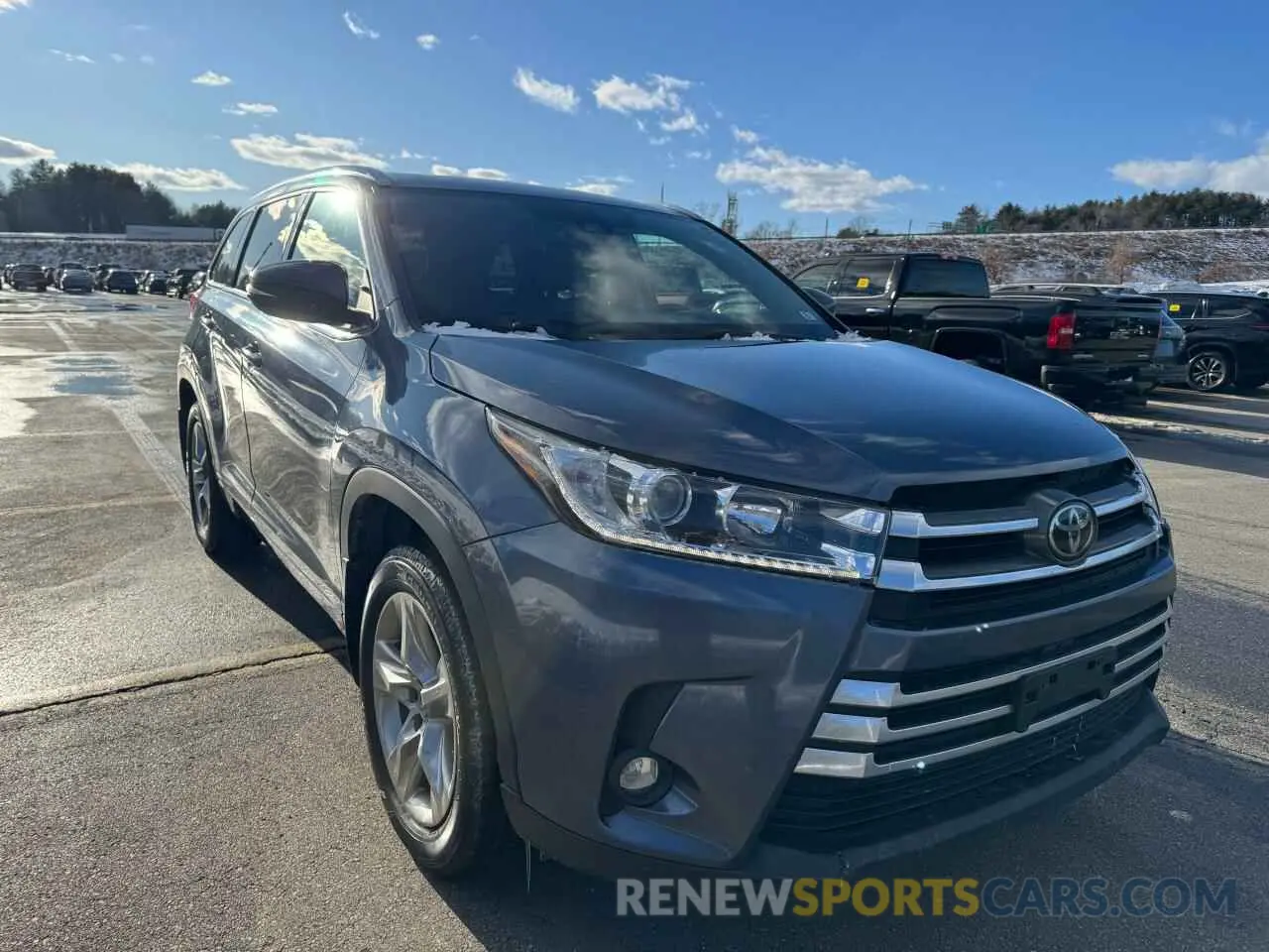 1 Фотография поврежденного автомобиля 5TDDZRFH0KS939643 TOYOTA HIGHLANDER 2019