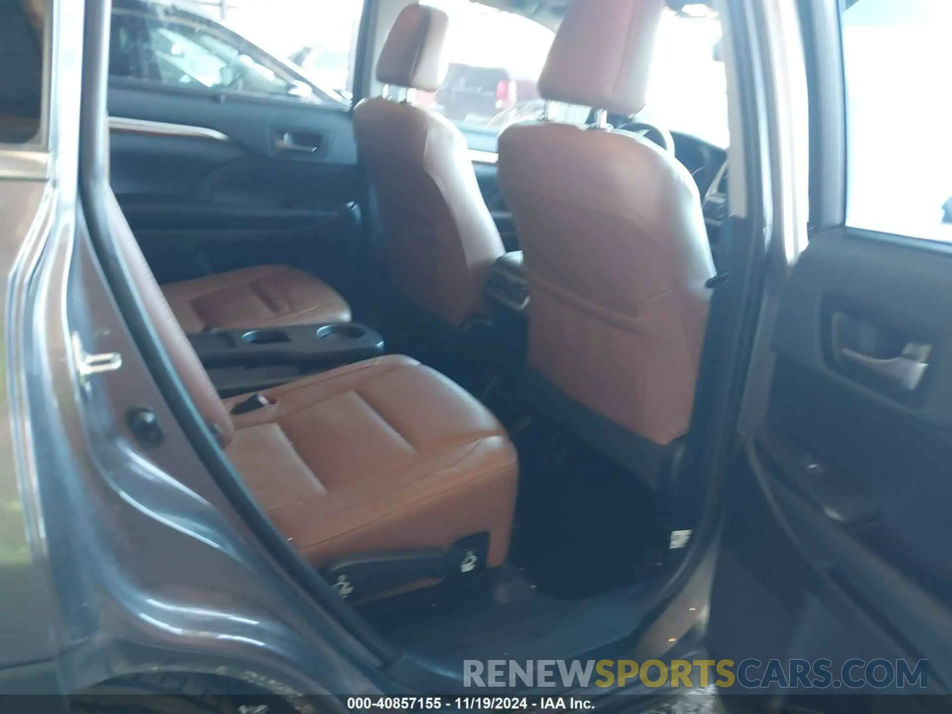 8 Фотография поврежденного автомобиля 5TDDZRFH1KS965121 TOYOTA HIGHLANDER 2019