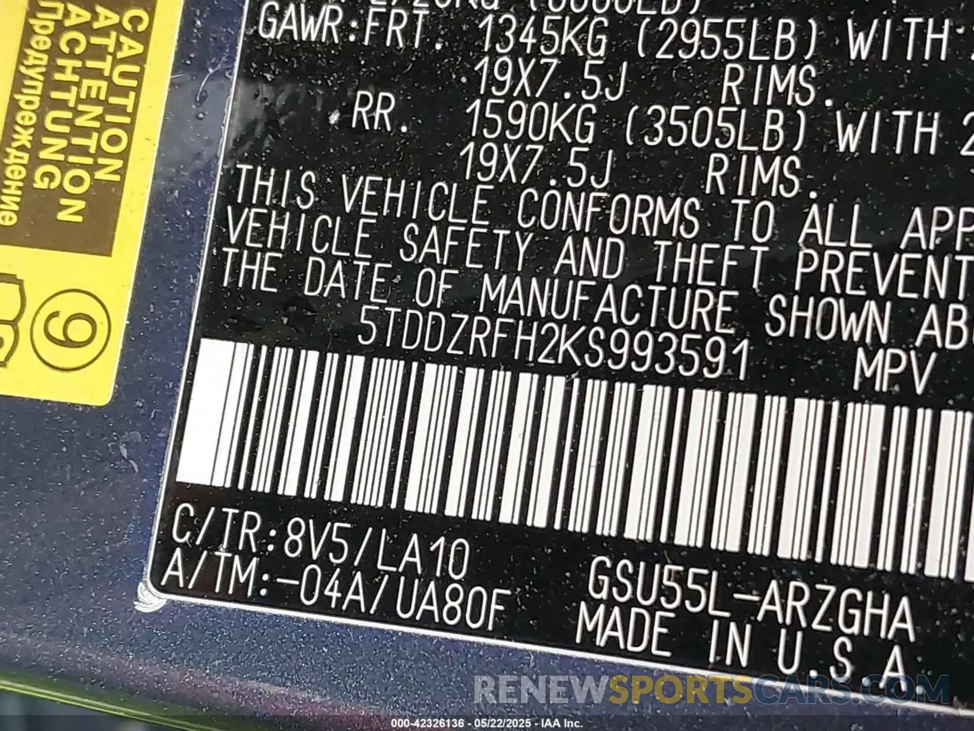 9 Photograph of a damaged car 5TDDZRFH2KS993591 TOYOTA HIGHLANDER 2019