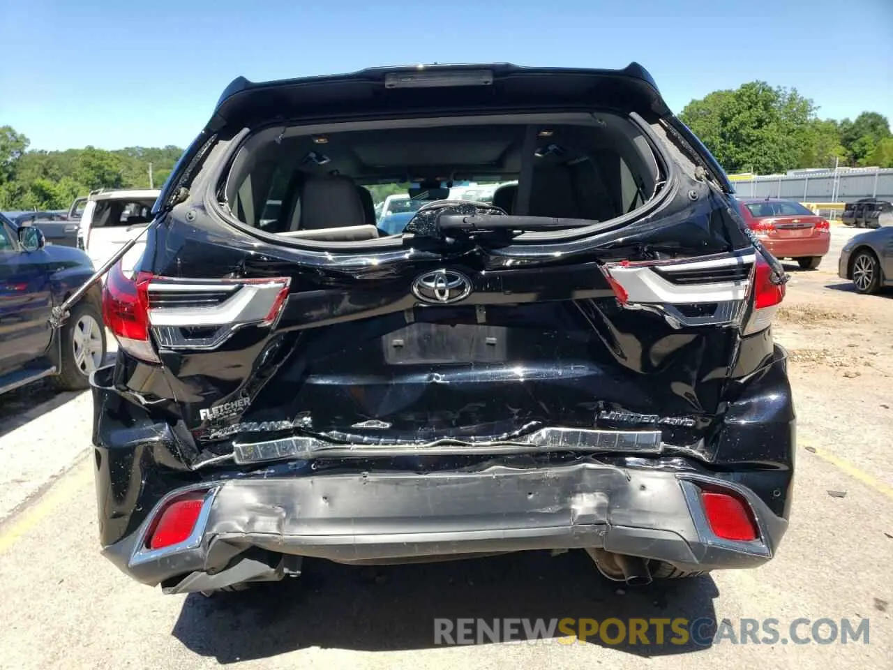6 Photograph of a damaged car 5TDDZRFH3KS725875 TOYOTA HIGHLANDER 2019