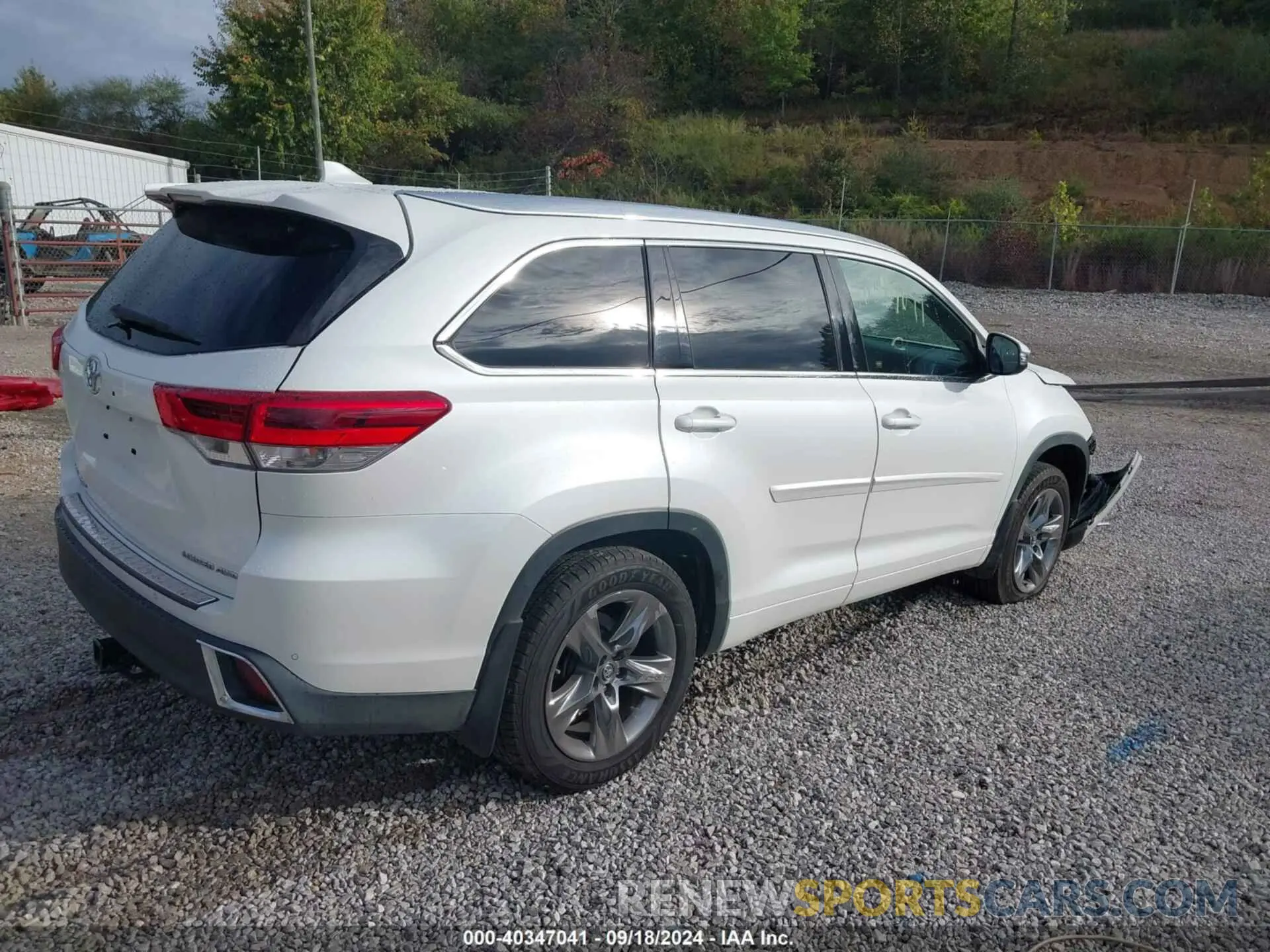 4 Фотография поврежденного автомобиля 5TDDZRFH3KS733149 TOYOTA HIGHLANDER 2019