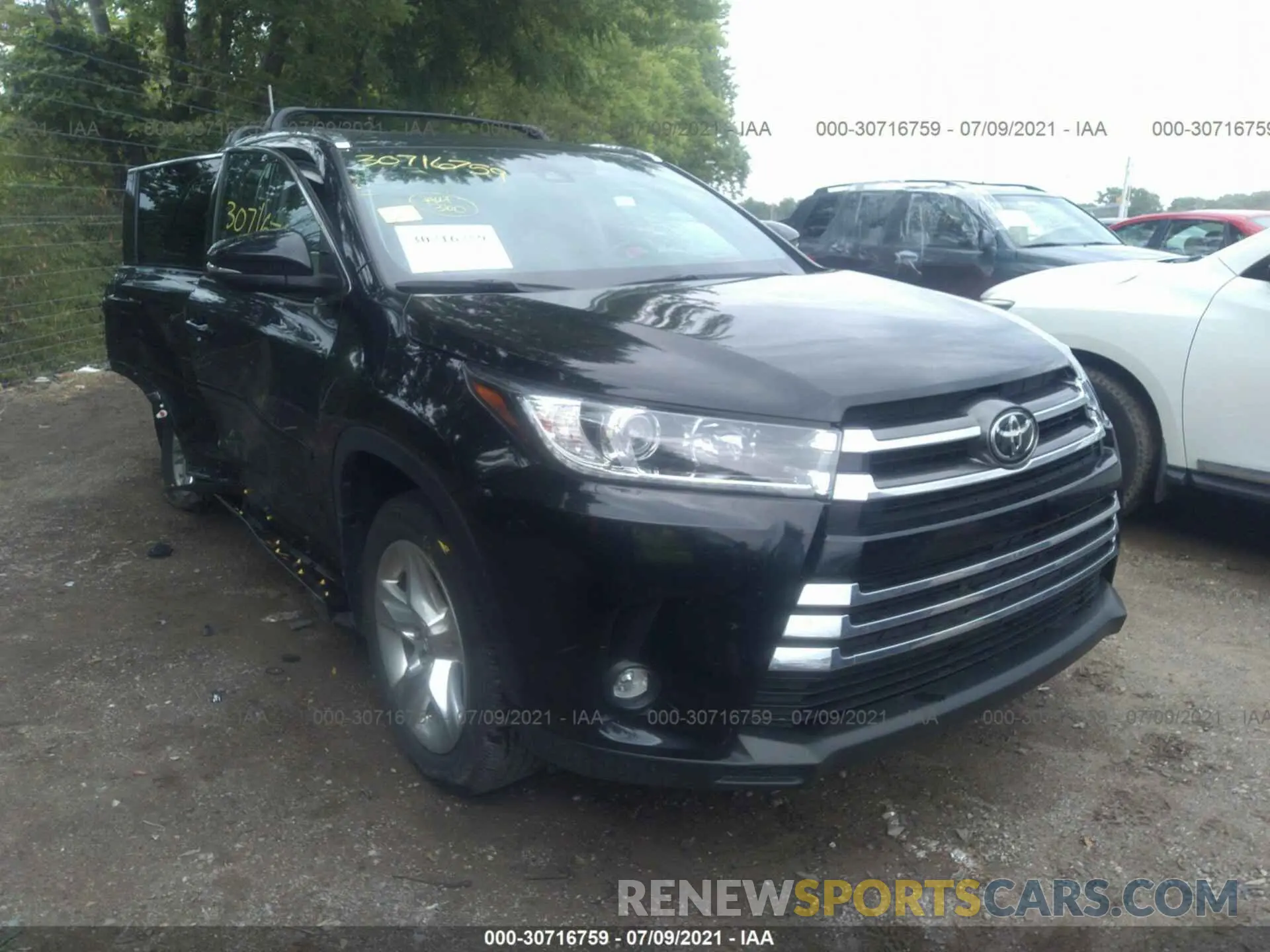 1 Photograph of a damaged car 5TDDZRFH4KS707935 TOYOTA HIGHLANDER 2019