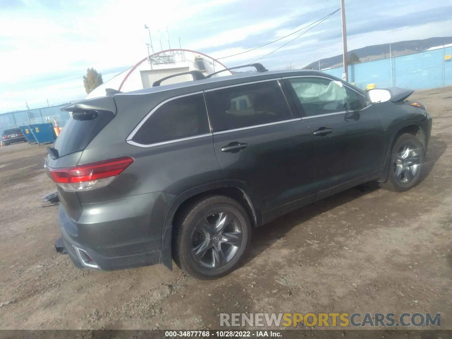 4 Фотография поврежденного автомобиля 5TDDZRFH4KS972600 TOYOTA HIGHLANDER 2019