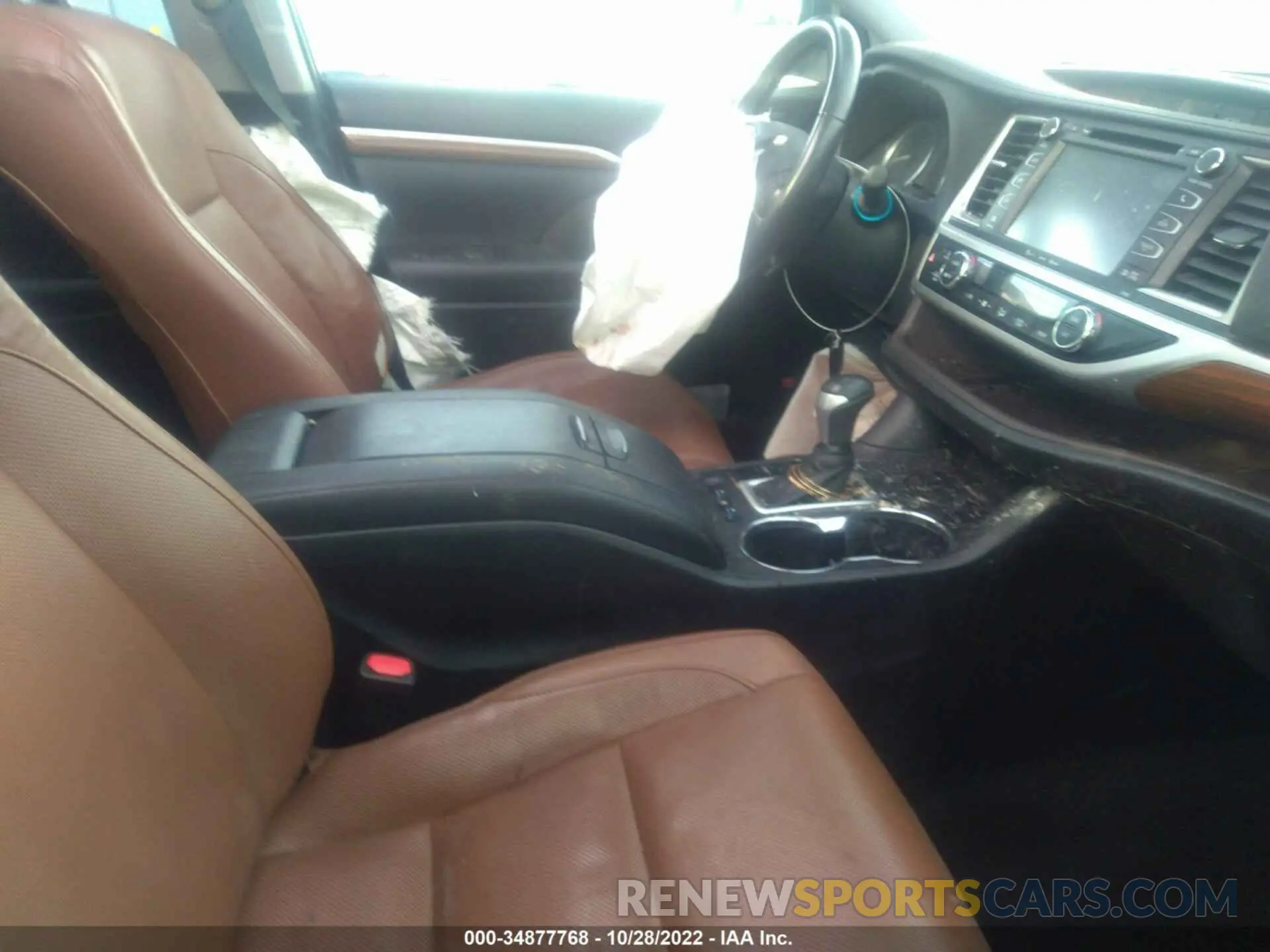 5 Фотография поврежденного автомобиля 5TDDZRFH4KS972600 TOYOTA HIGHLANDER 2019
