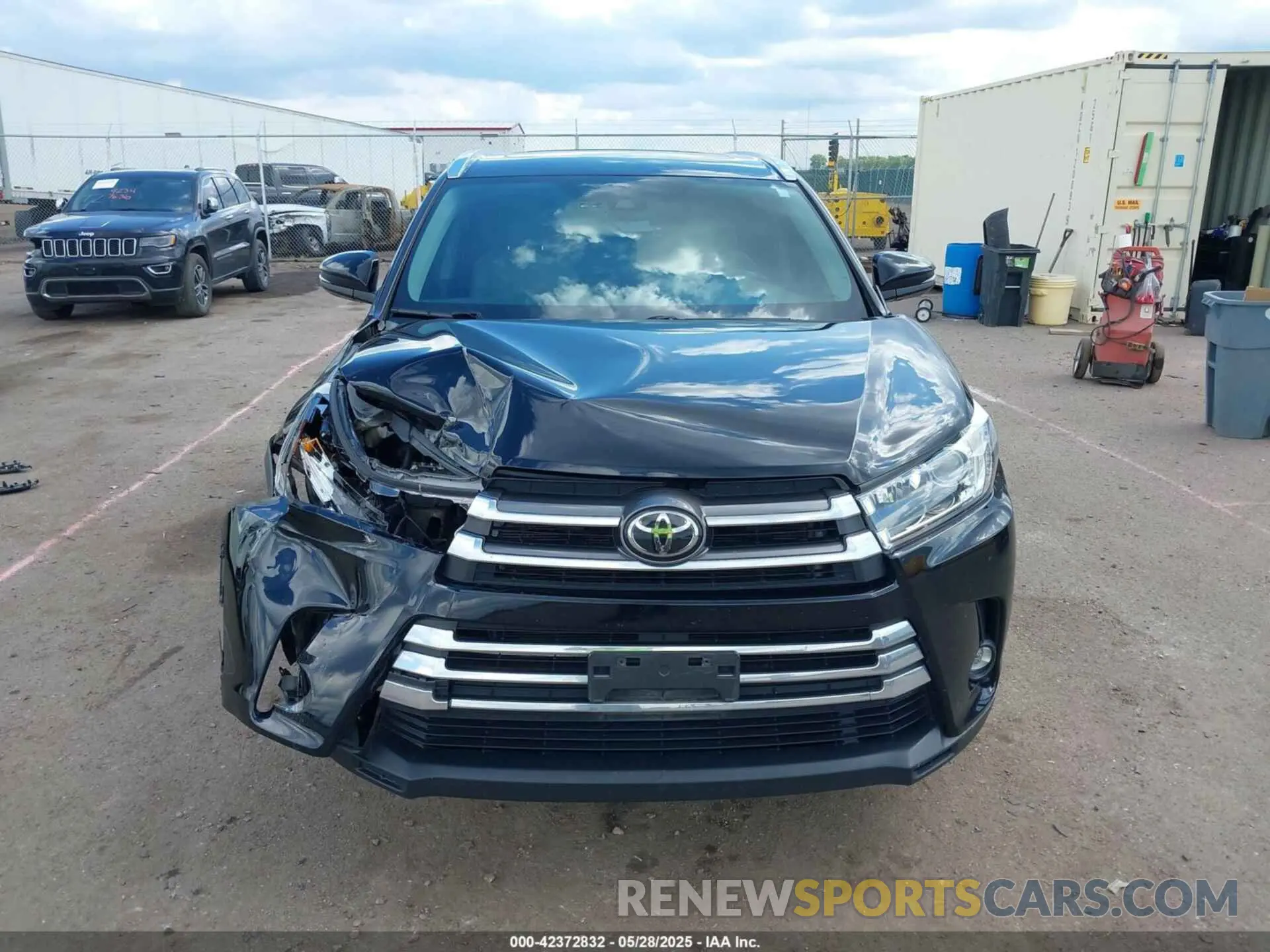12 Фотография поврежденного автомобиля 5TDDZRFH4KS986867 TOYOTA HIGHLANDER 2019