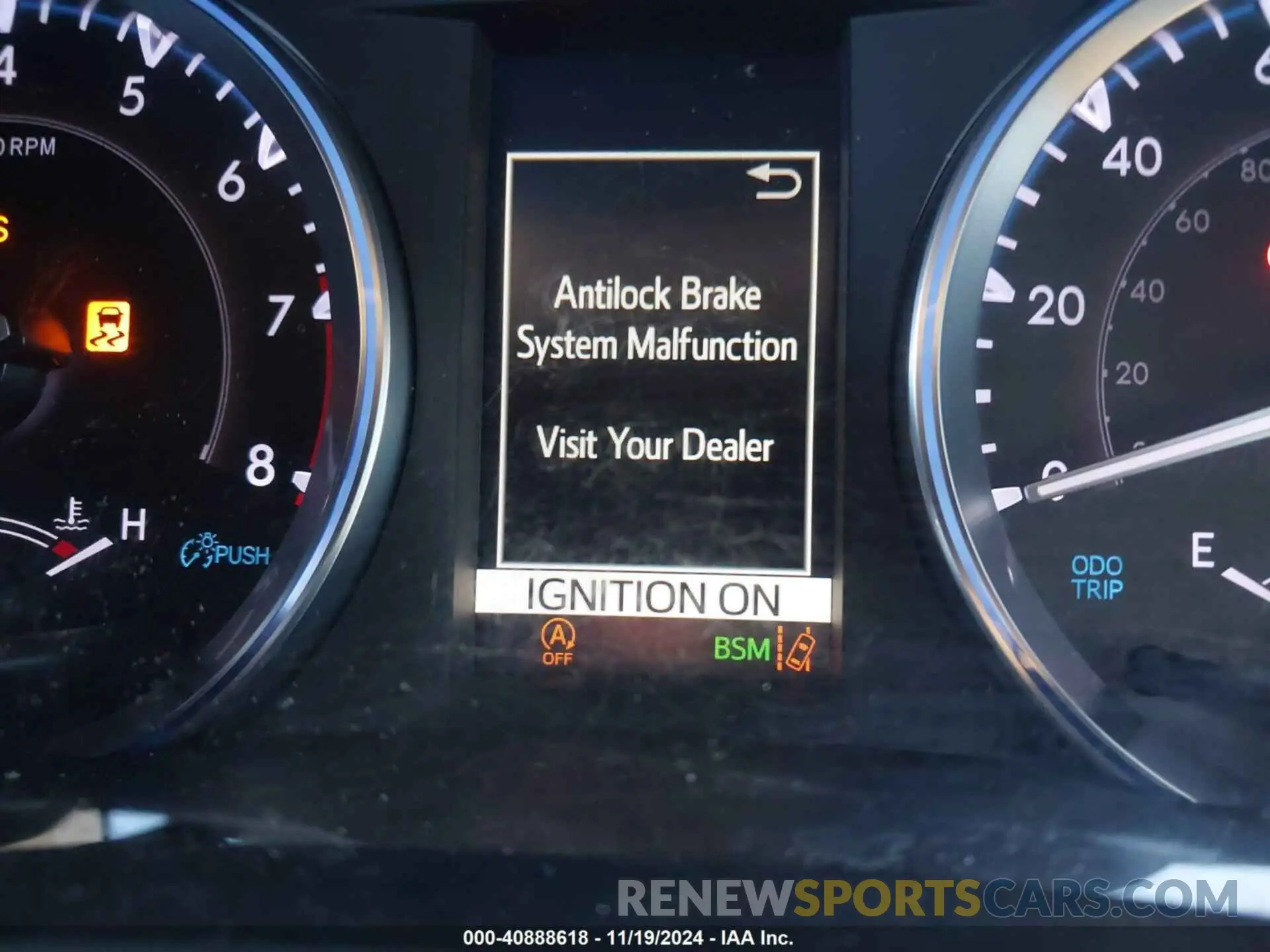 17 Фотография поврежденного автомобиля 5TDDZRFH6KS709945 TOYOTA HIGHLANDER 2019