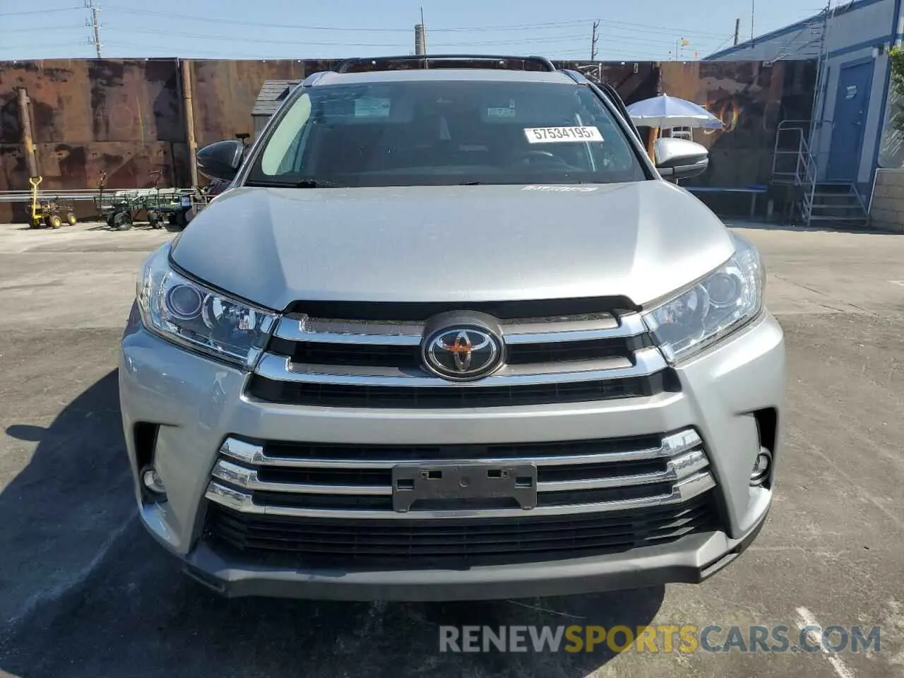 5 Photograph of a damaged car 5TDDZRFH6KS712523 TOYOTA HIGHLANDER 2019
