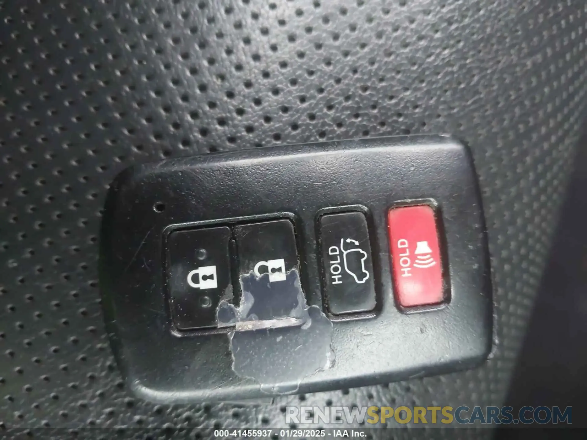 11 Фотография поврежденного автомобиля 5TDDZRFH6KS977765 TOYOTA HIGHLANDER 2019