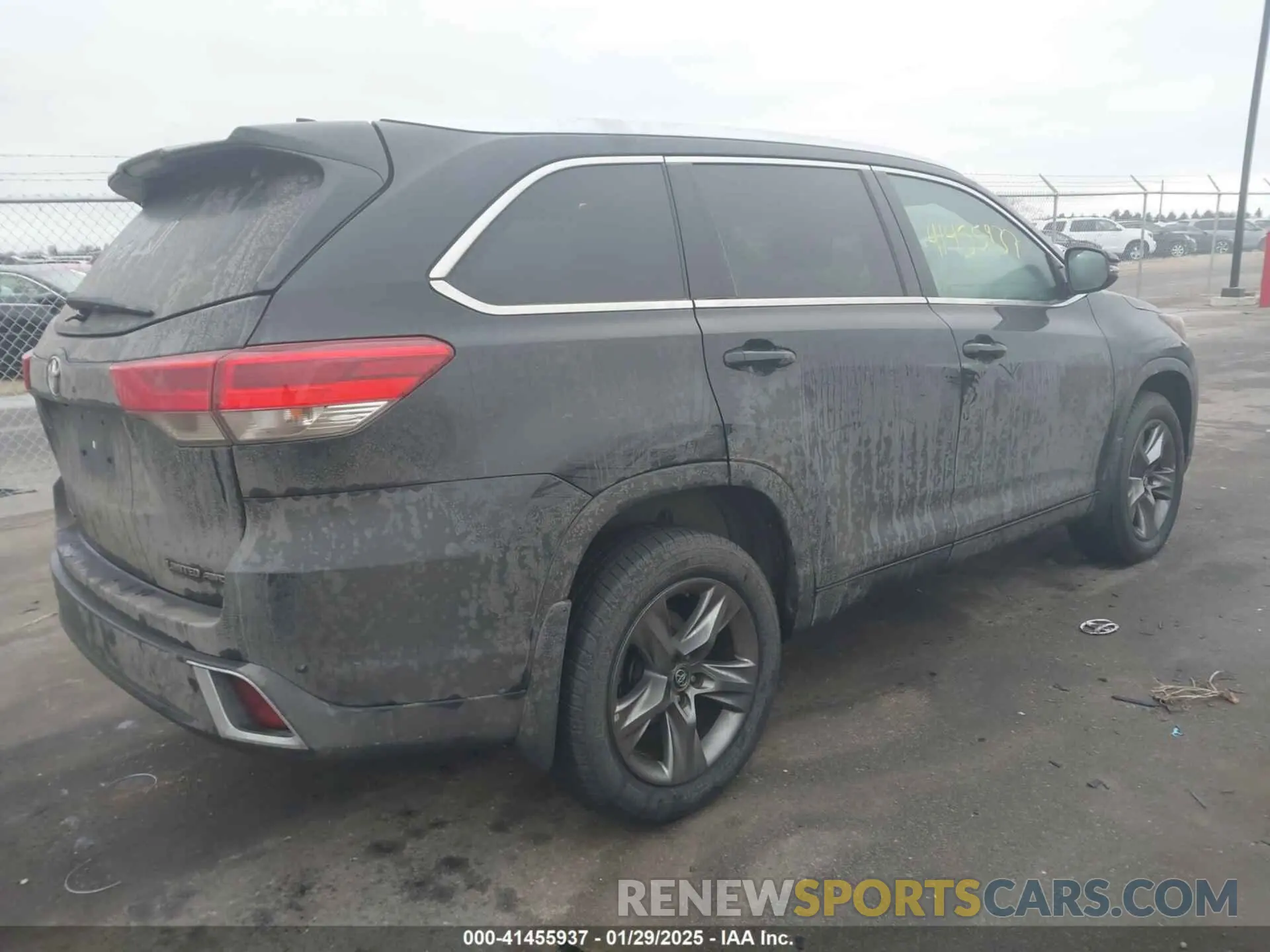 4 Фотография поврежденного автомобиля 5TDDZRFH6KS977765 TOYOTA HIGHLANDER 2019