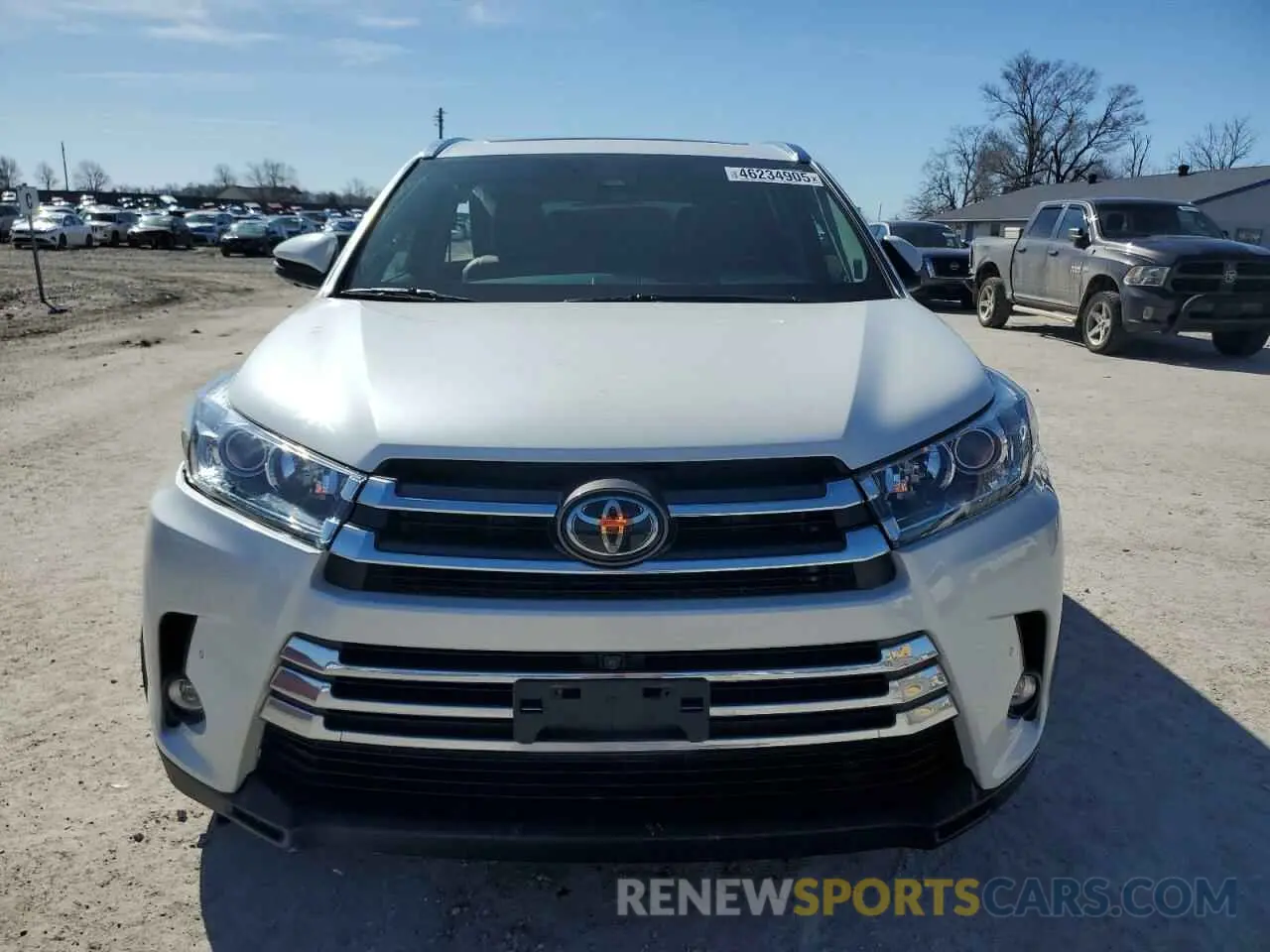 5 Photograph of a damaged car 5TDDZRFH7KS722347 TOYOTA HIGHLANDER 2019
