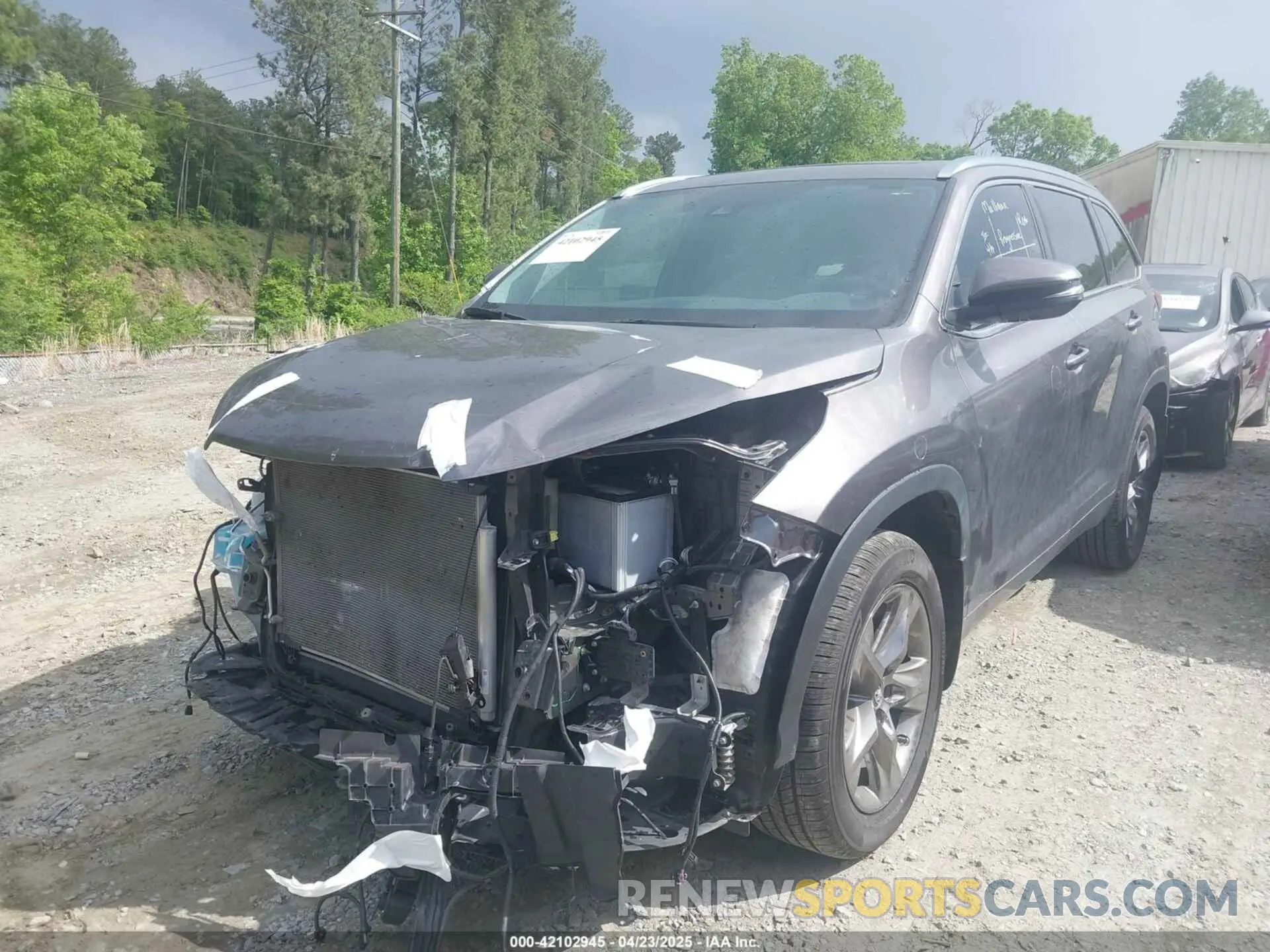 2 Фотография поврежденного автомобиля 5TDDZRFH9KS711575 TOYOTA HIGHLANDER 2019