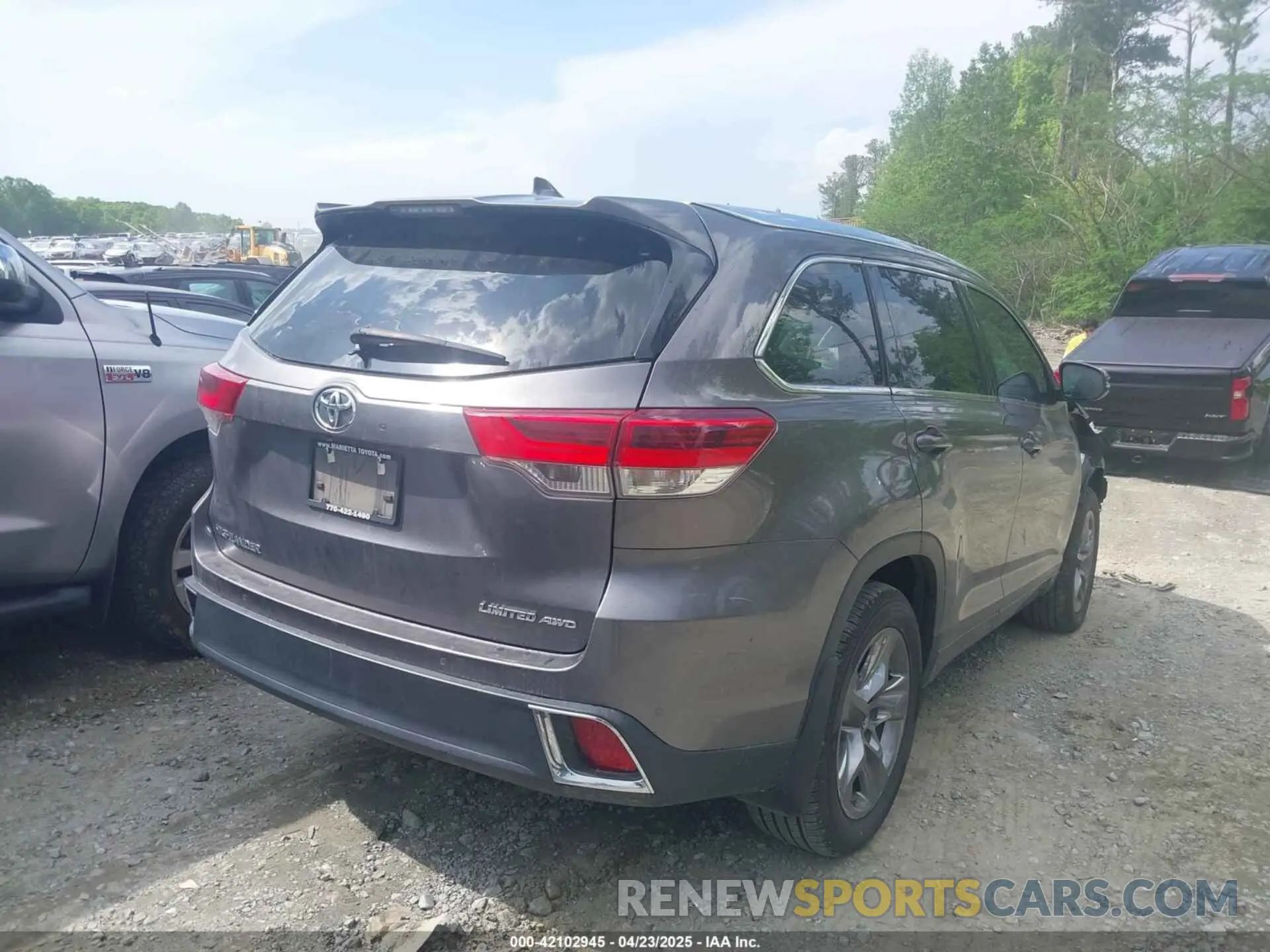 4 Фотография поврежденного автомобиля 5TDDZRFH9KS711575 TOYOTA HIGHLANDER 2019