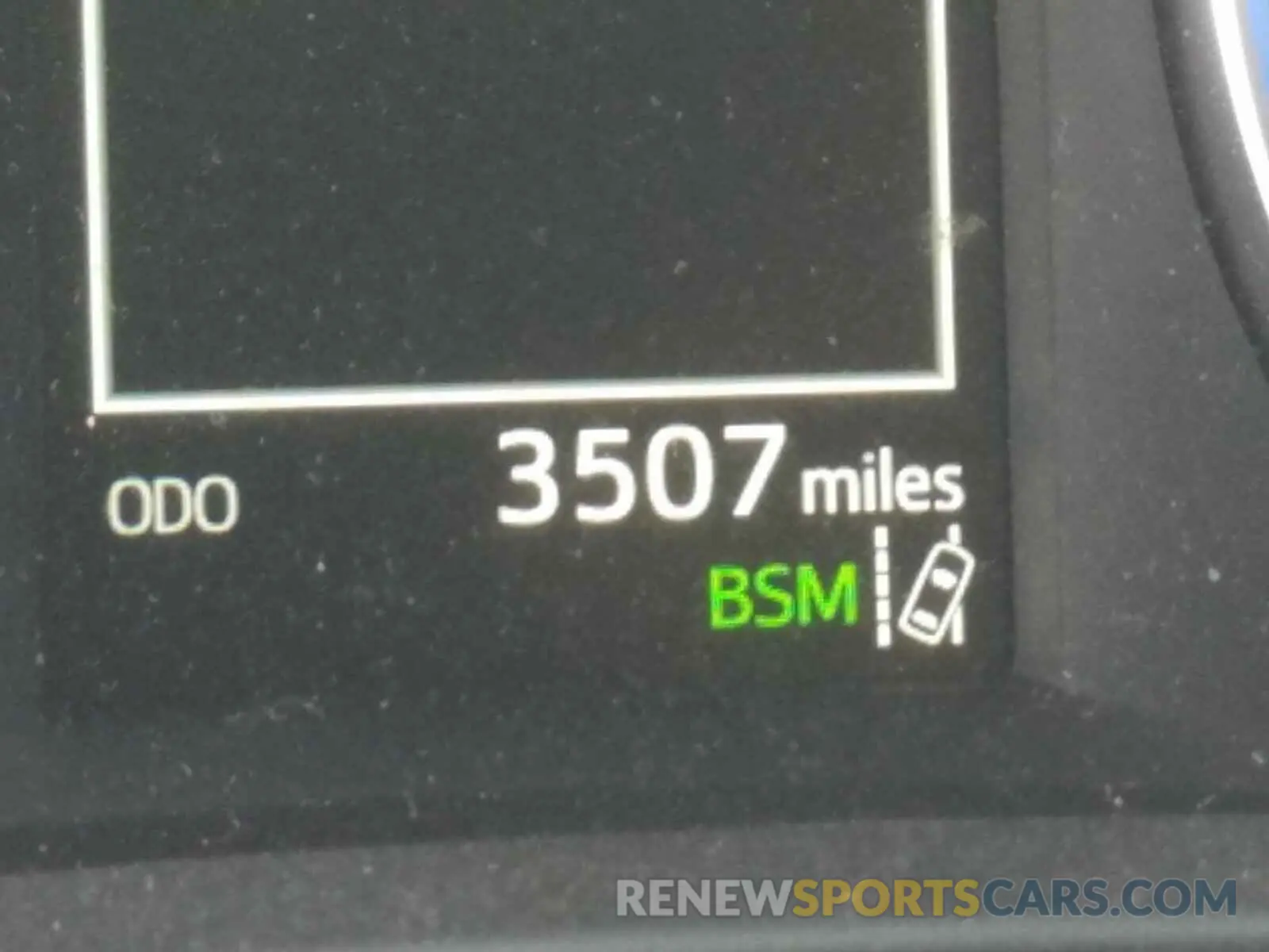 8 Photograph of a damaged car 5TDJGRFH2KS055034 TOYOTA HIGHLANDER 2019