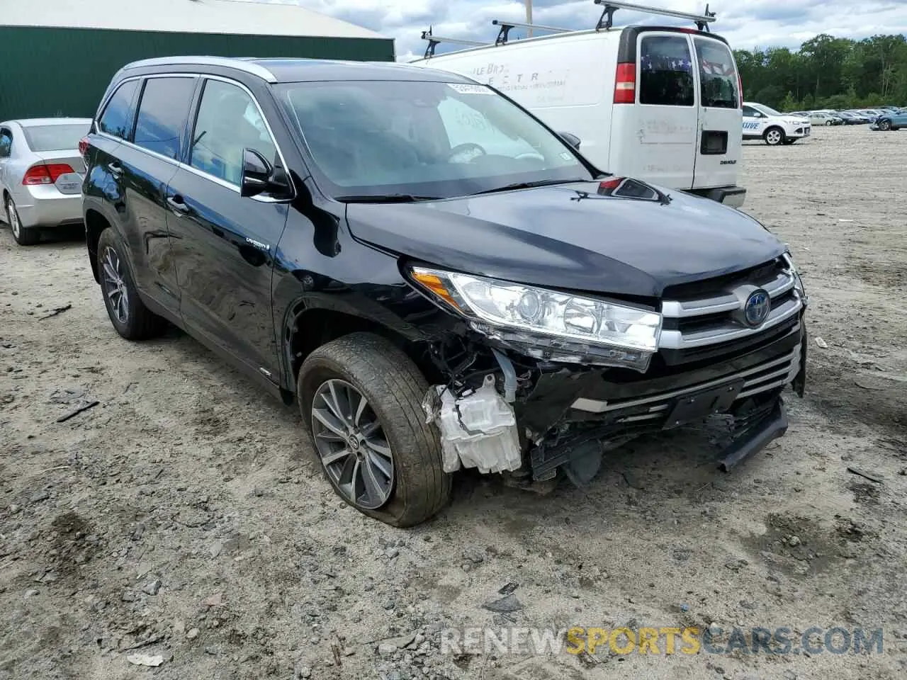1 Photograph of a damaged car 5TDJGRFH3KS073963 TOYOTA HIGHLANDER 2019