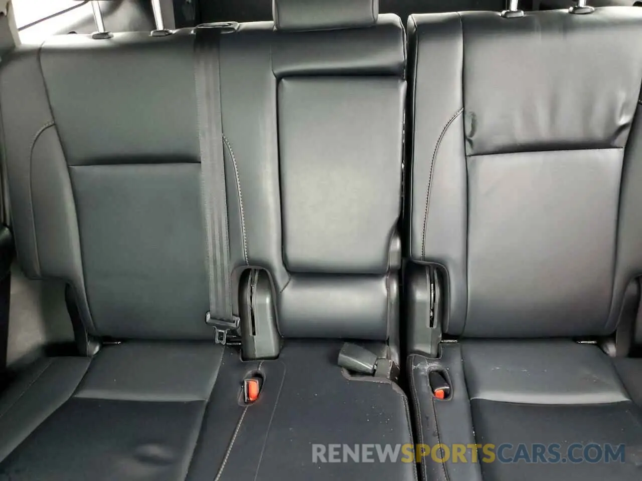 10 Photograph of a damaged car 5TDJGRFH4KS053849 TOYOTA HIGHLANDER 2019