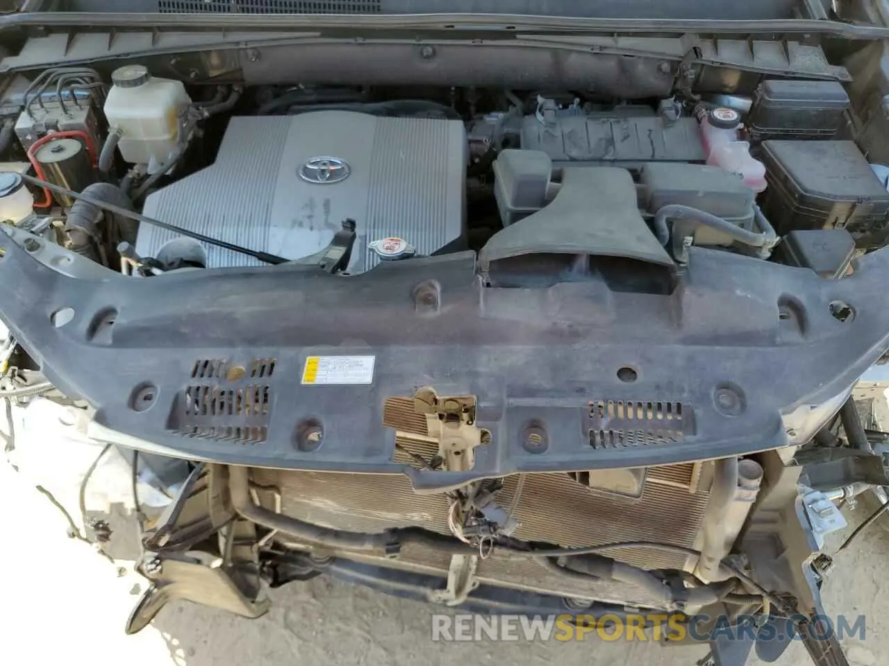 12 Photograph of a damaged car 5TDJGRFH7KS078034 TOYOTA HIGHLANDER 2019