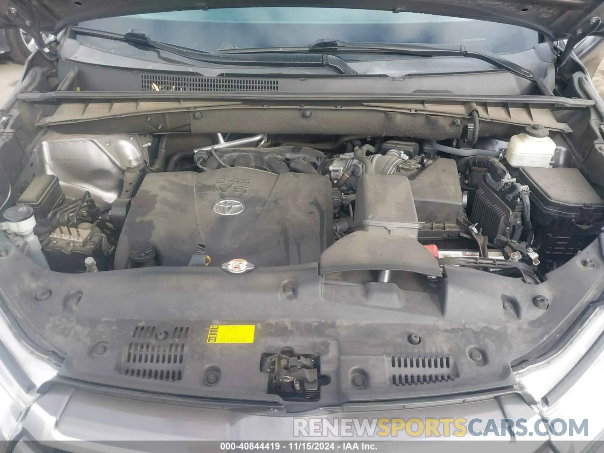 10 Фотография поврежденного автомобиля 5TDJZRFH0KS564520 TOYOTA HIGHLANDER 2019