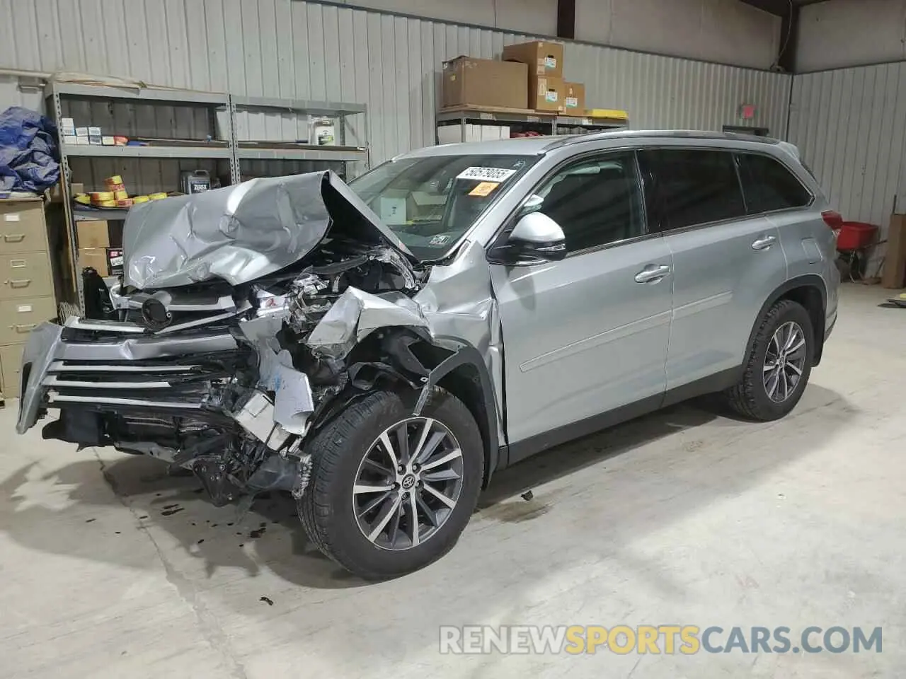 1 Фотография поврежденного автомобиля 5TDJZRFH0KS579924 TOYOTA HIGHLANDER 2019